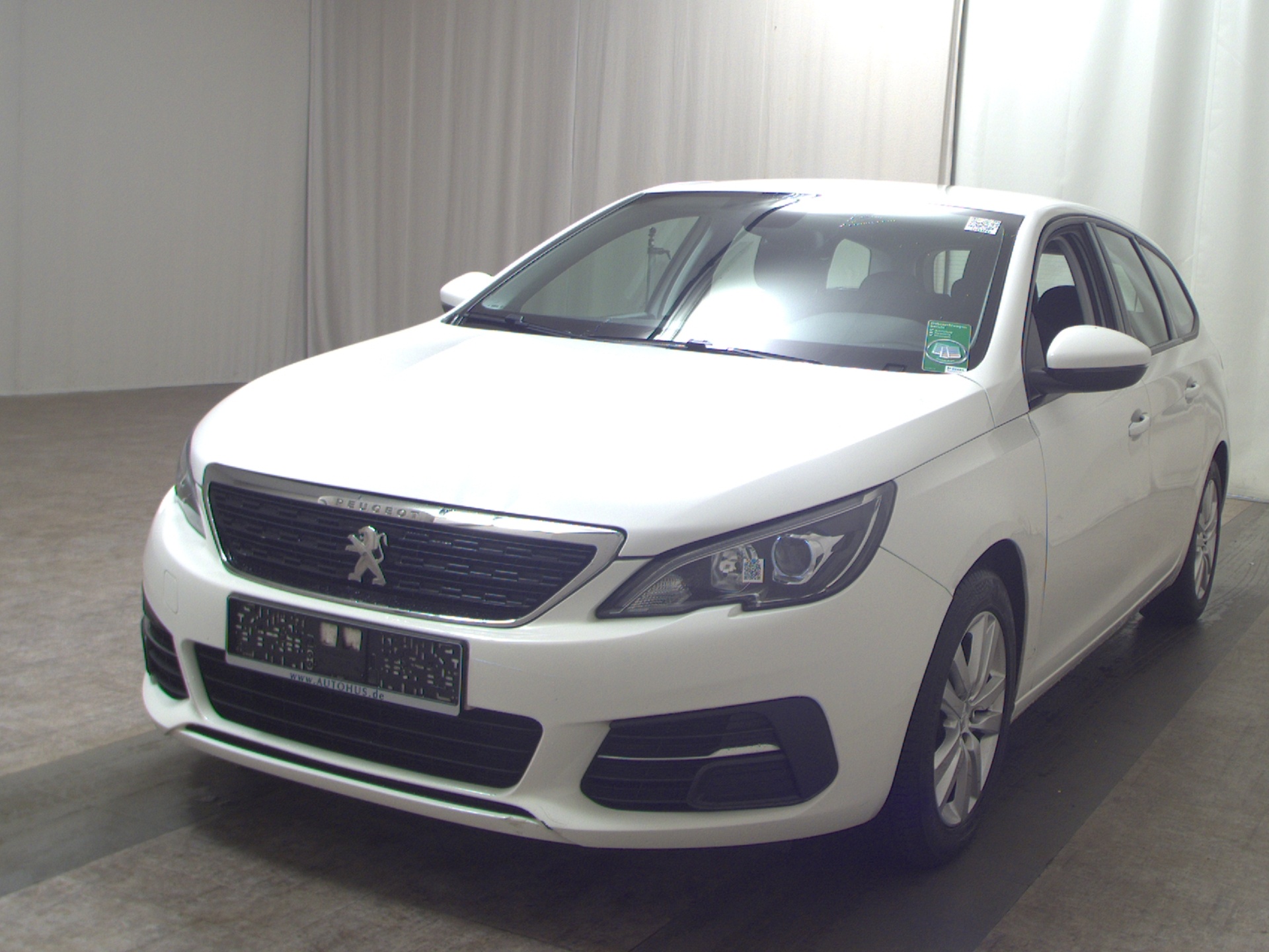 Peugeot 308 BlueHDi 130 Active Navi Shz PDC Tempomat 2