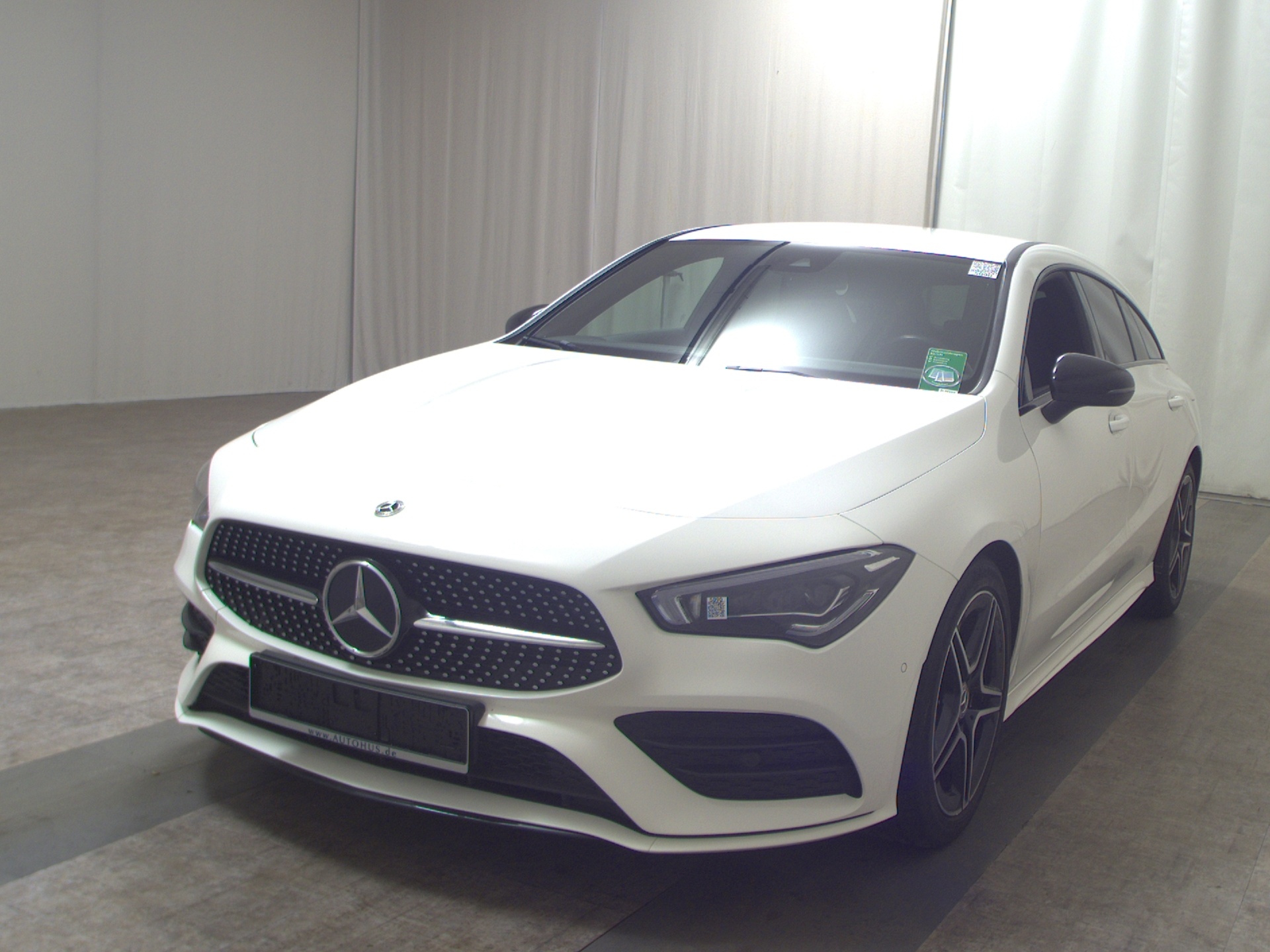 Mercedes-Benz CLA 220 SB d 4M AMG-Line Night Navi LED AHK RfK 2