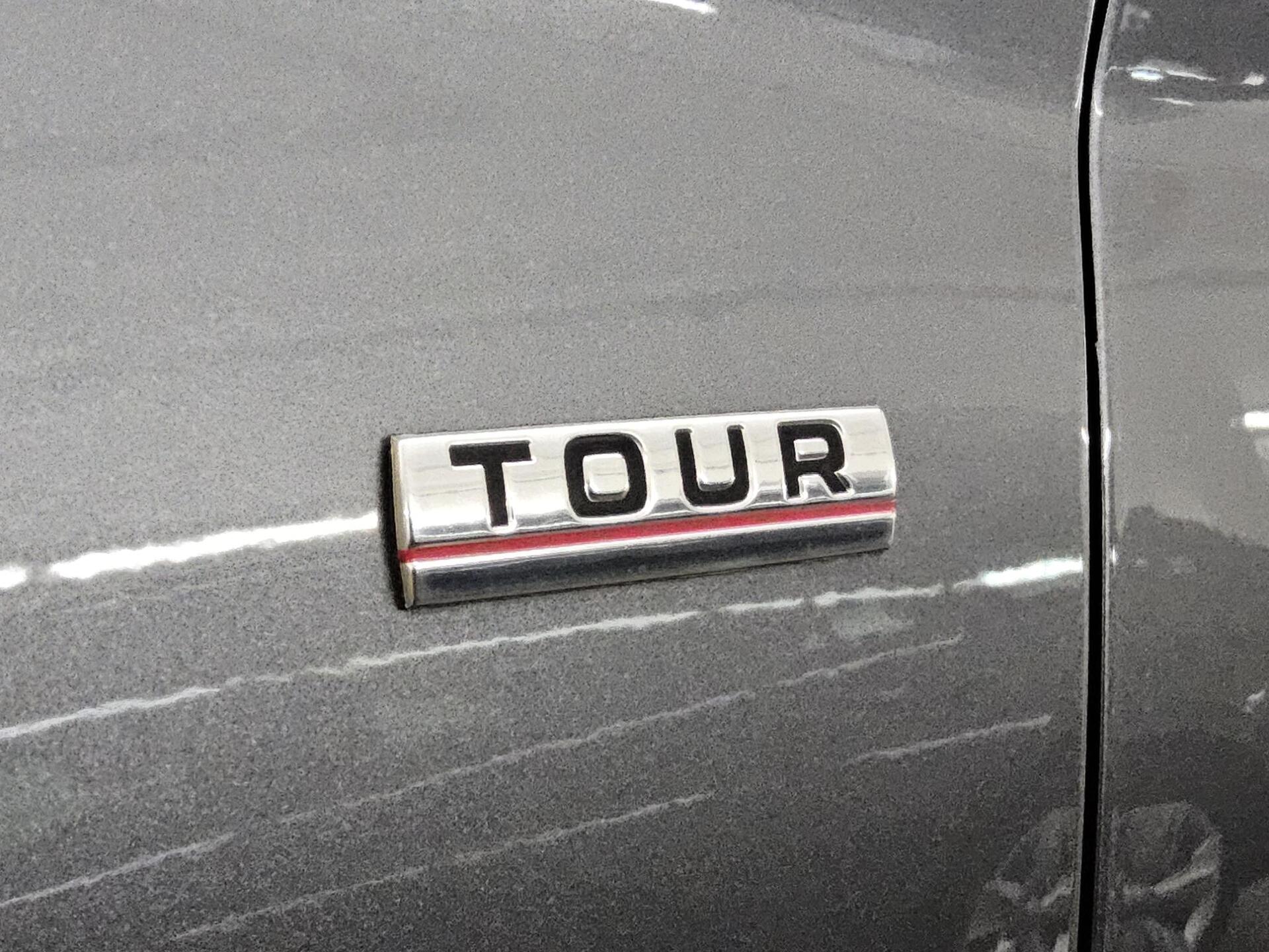 Skoda Kamiq 1.0 TSI Tour Navi LED virtual RfK Shz PDC 12