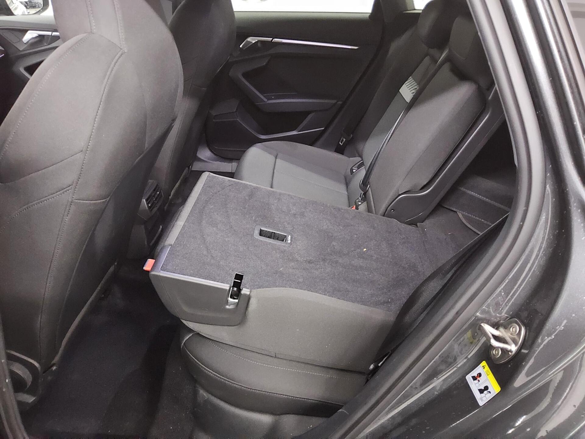 Audi A3 Sportback 35 TDI S-Line Navi LED vc ACC PDC 13