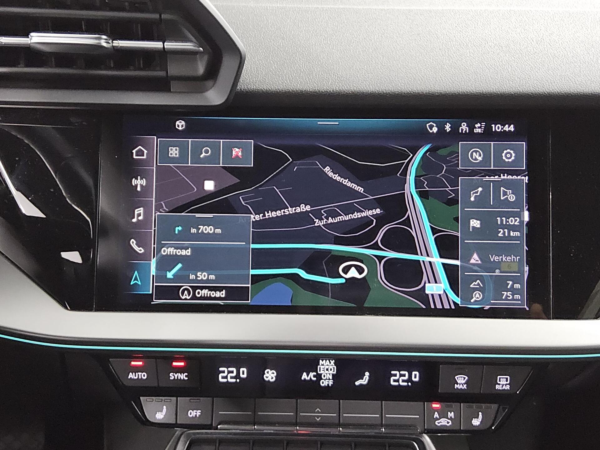 Audi A3 Sportback 35 TDI S-Line Navi LED vc ACC PDC 7