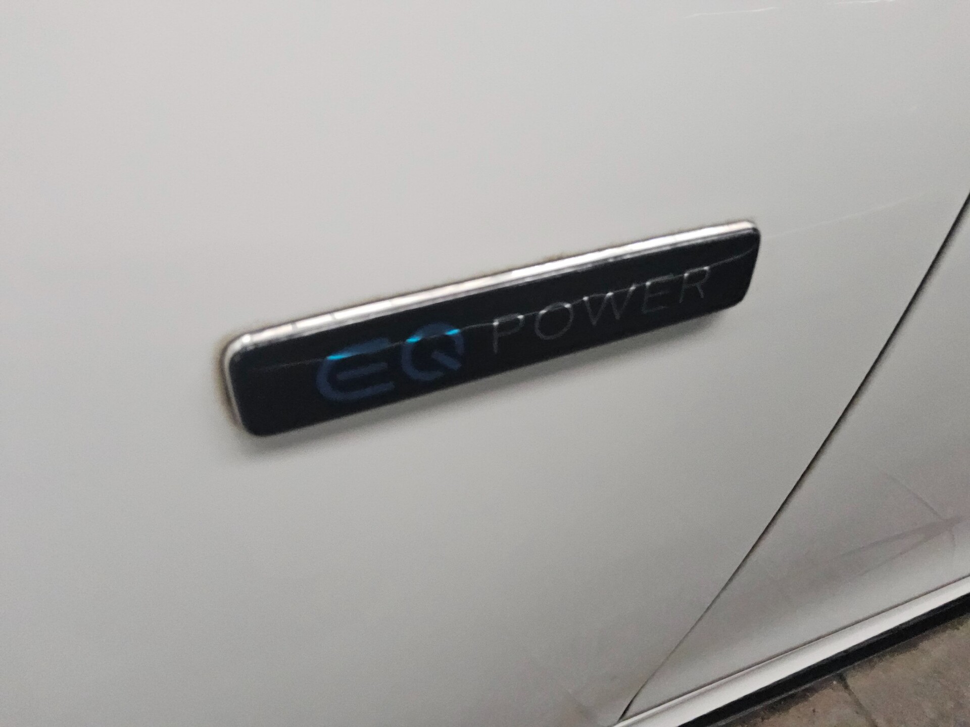 Mercedes-Benz CLA 250 Shooting Brake e AMG-Line Navi LED MBUX 12