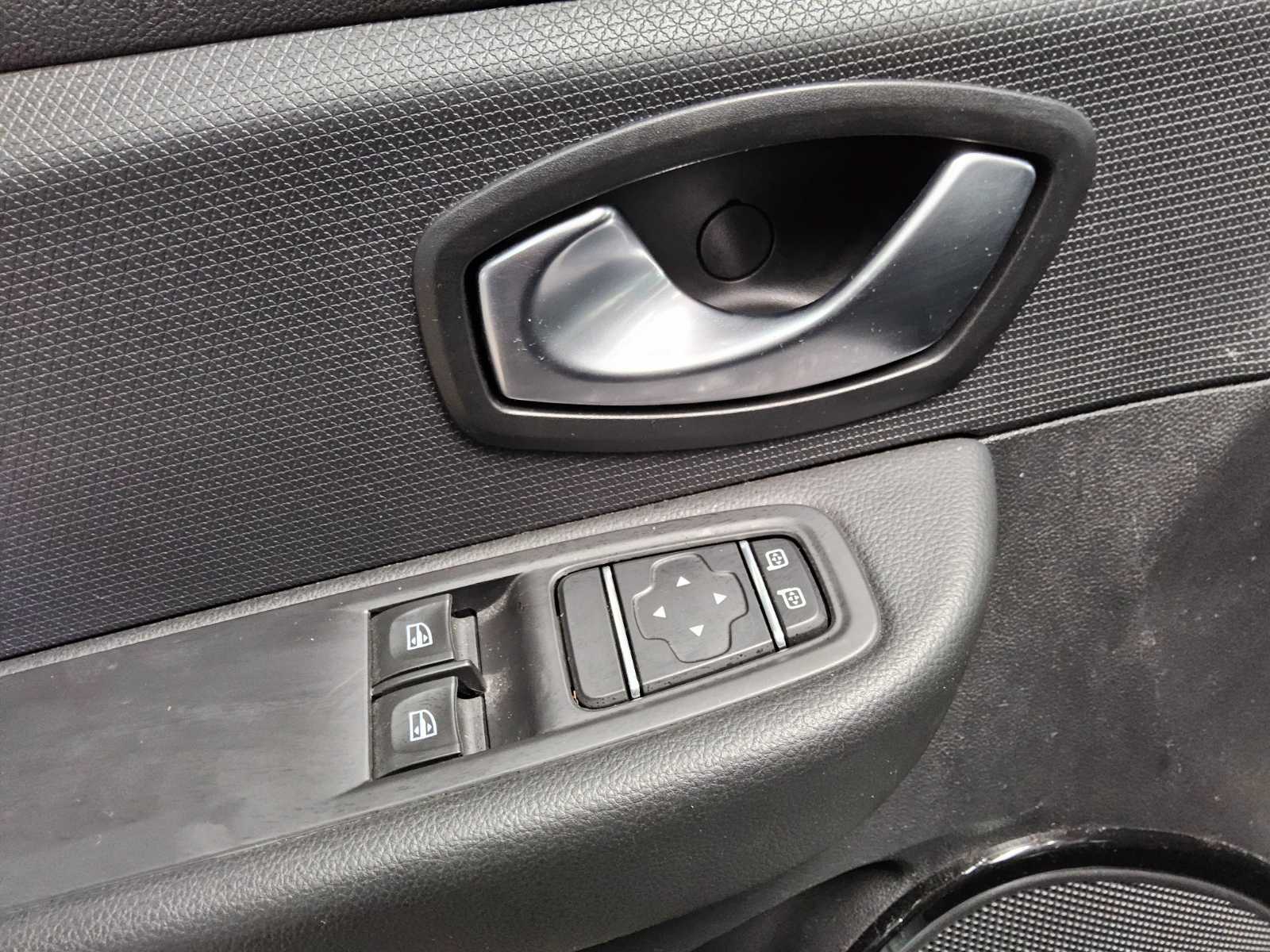 Renault Clio Grandtour 0.9 TCe Business Ed. Navi Shz PDC 9