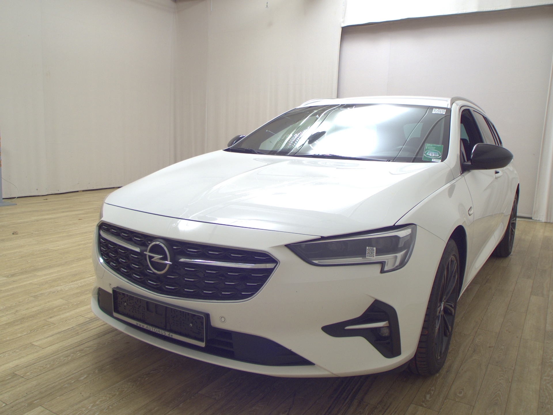 Opel Insignia ST 2.0 CDTI 4x4 Business Ed. Navi LED 2