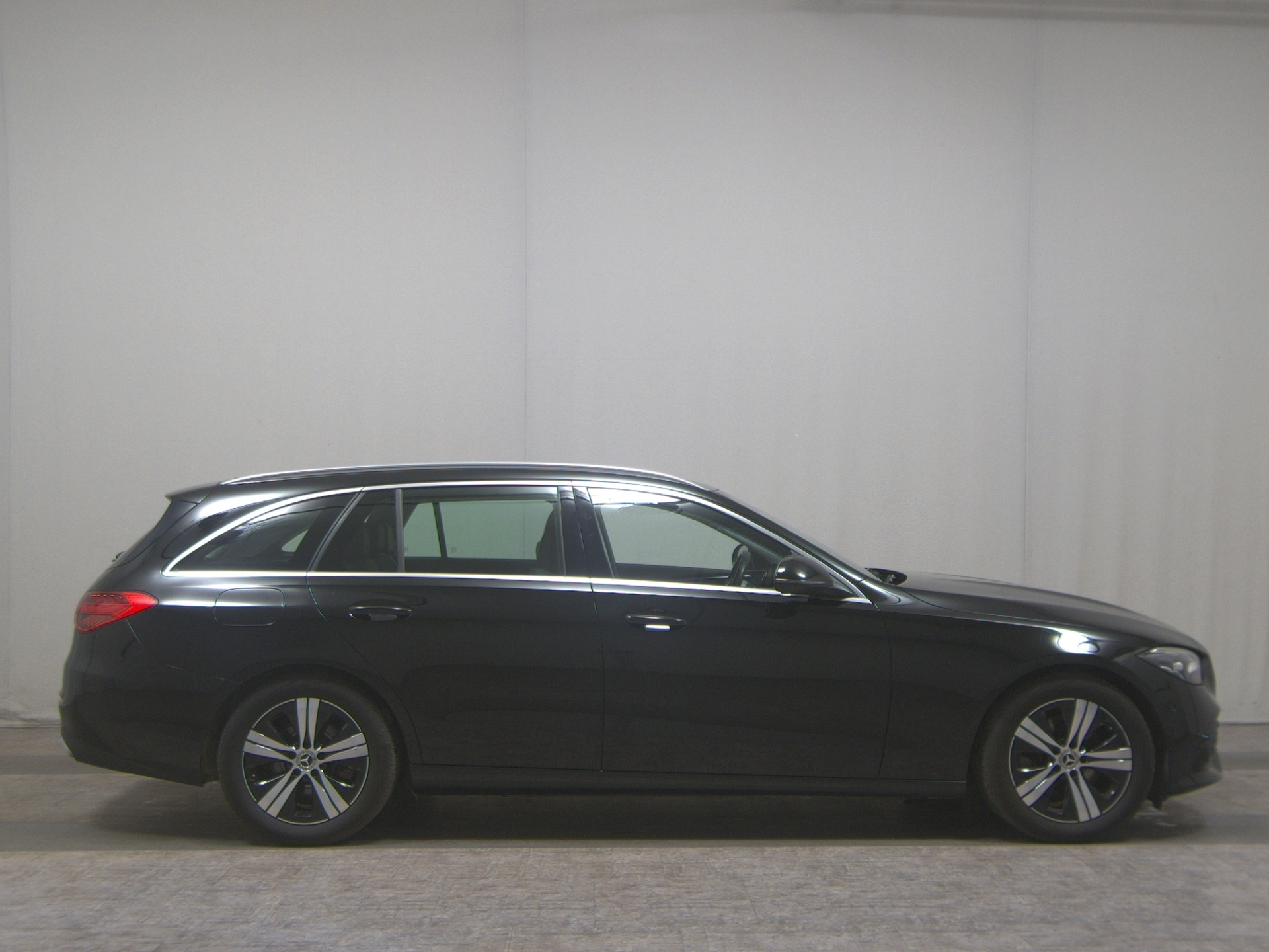 Mercedes-Benz C 200 T Avantgarde T-Leder Navi LED Tempomat PDC