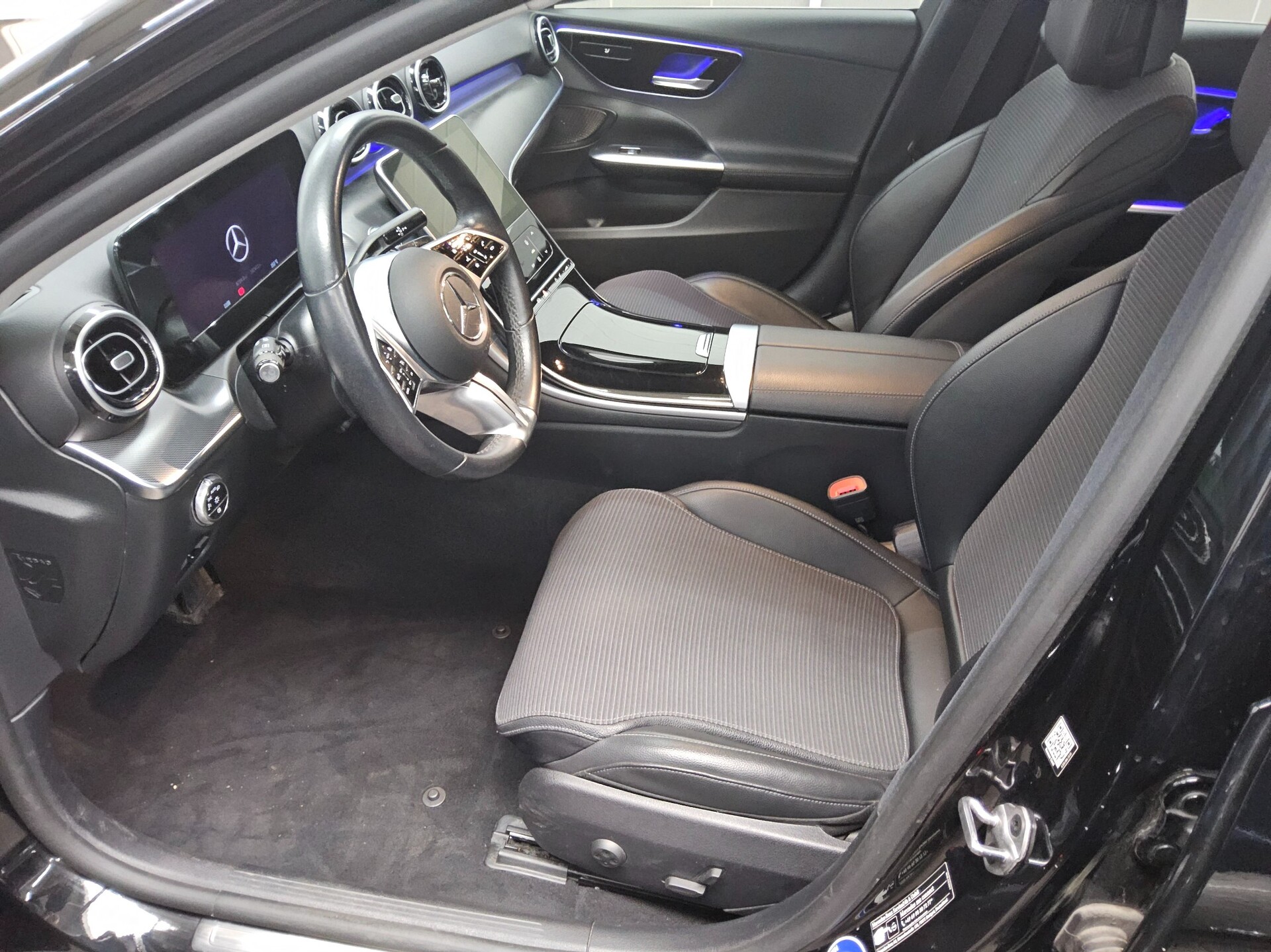 Mercedes-Benz C 200 T Avantgarde T-Leder Navi LED Tempomat PDC 9