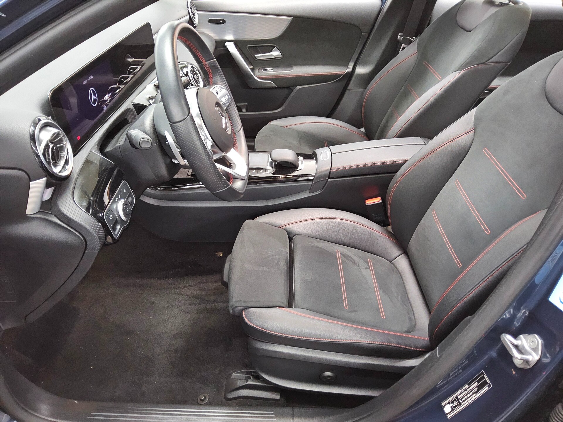 Mercedes-Benz A 250 e AMG-Line Navi LED Pano PDC Shz Tempomat 9