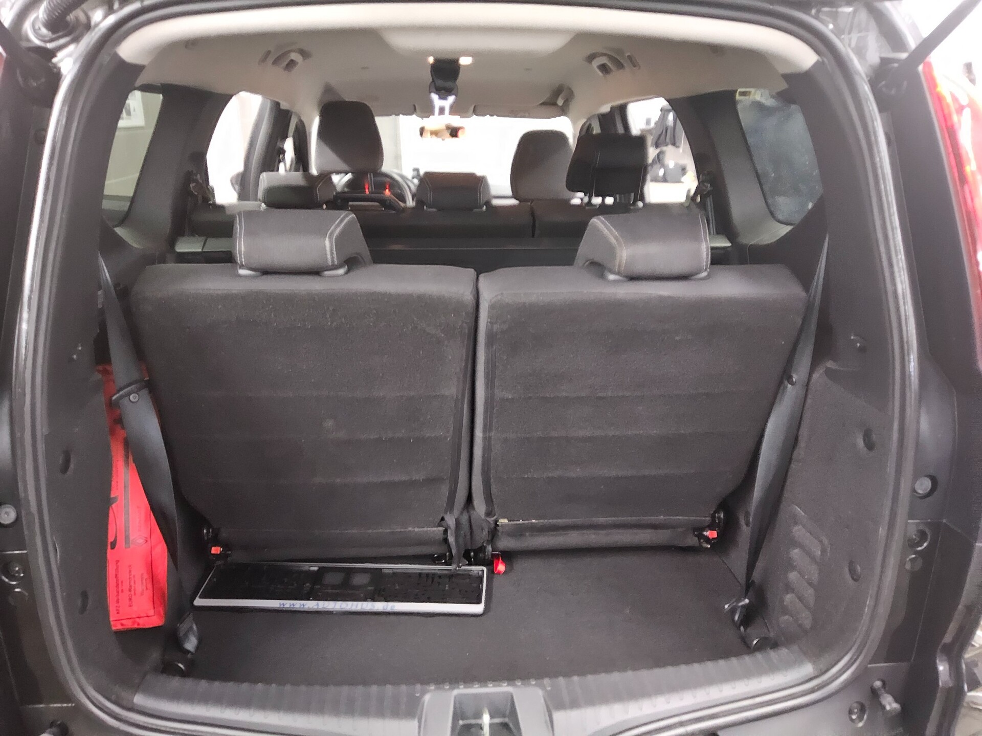 Dacia Jogger 1.0 TCe 7-Sitze Navi LED Shz RFK 11