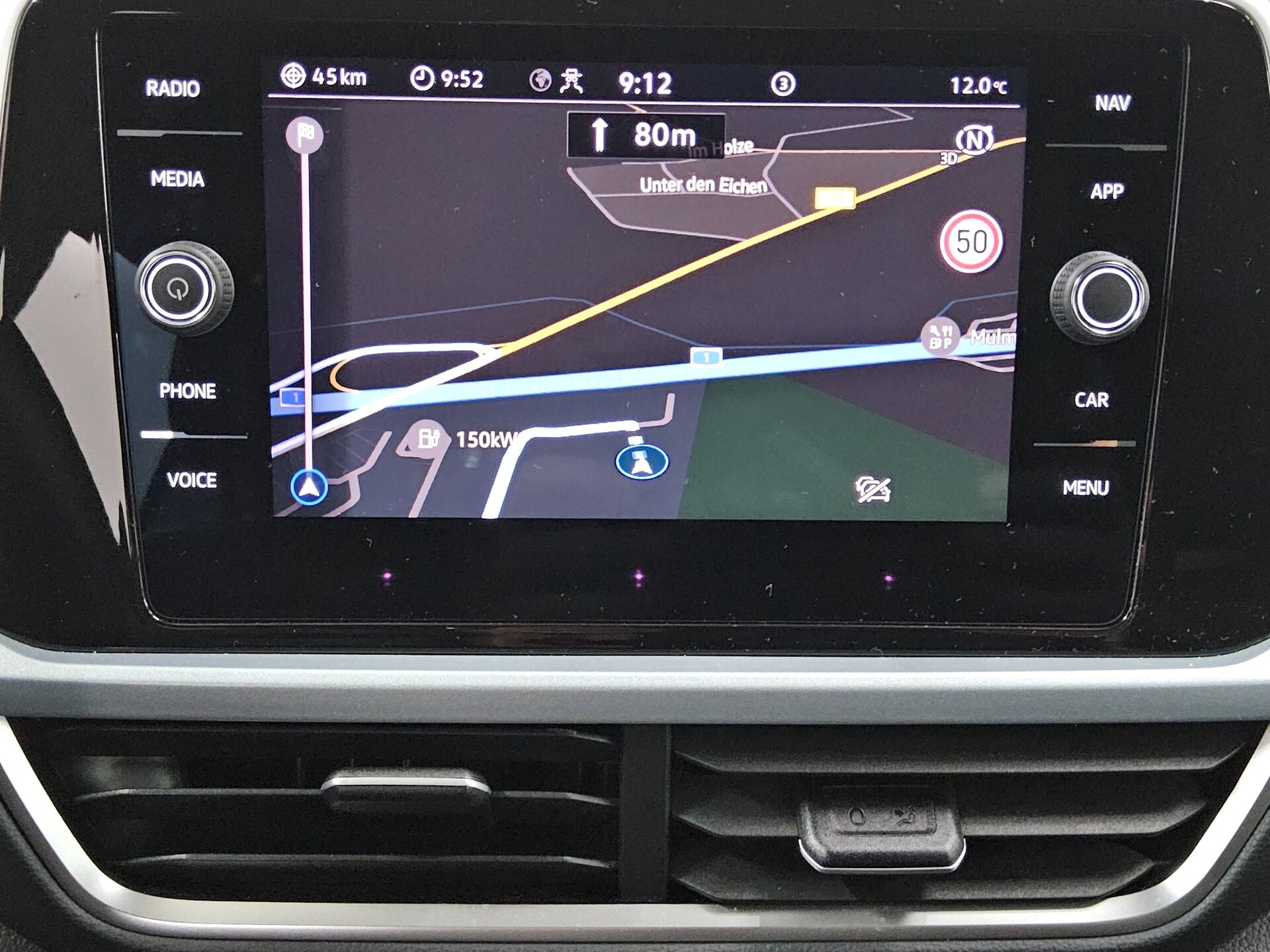 Volkswagen T-Roc 1.0 TSI Navi LED DC ACC PDC Shz 7