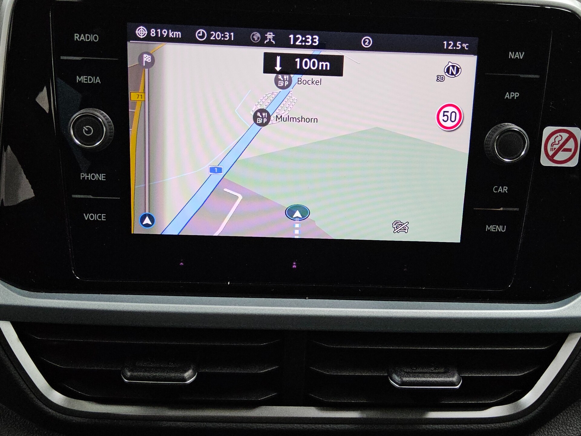 Volkswagen T-Roc 1.0 TSI Goal Navi LED DC PDC SHZ ACC 7