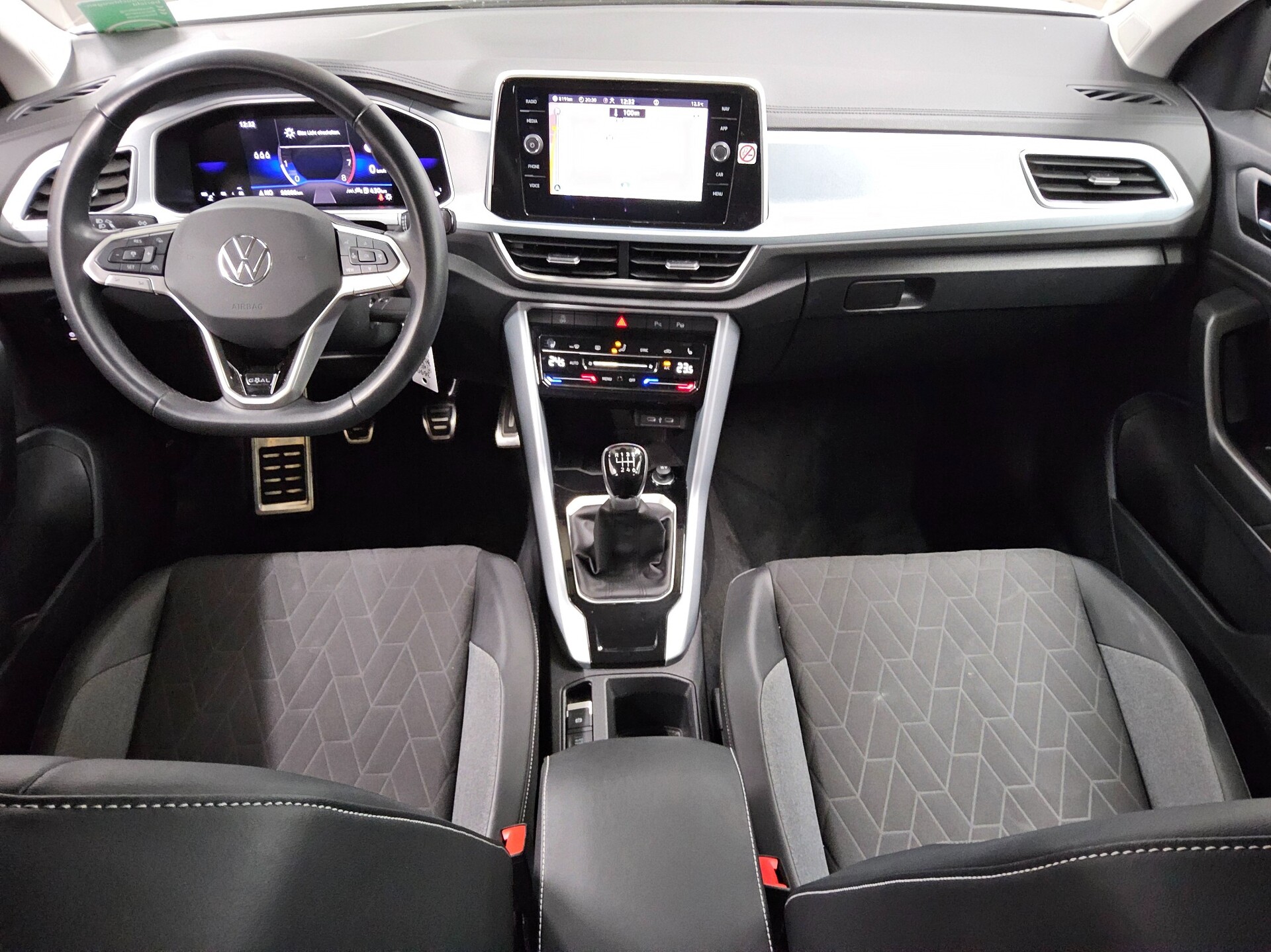 Volkswagen T-Roc 1.0 TSI Goal Navi LED DC PDC SHZ ACC 5