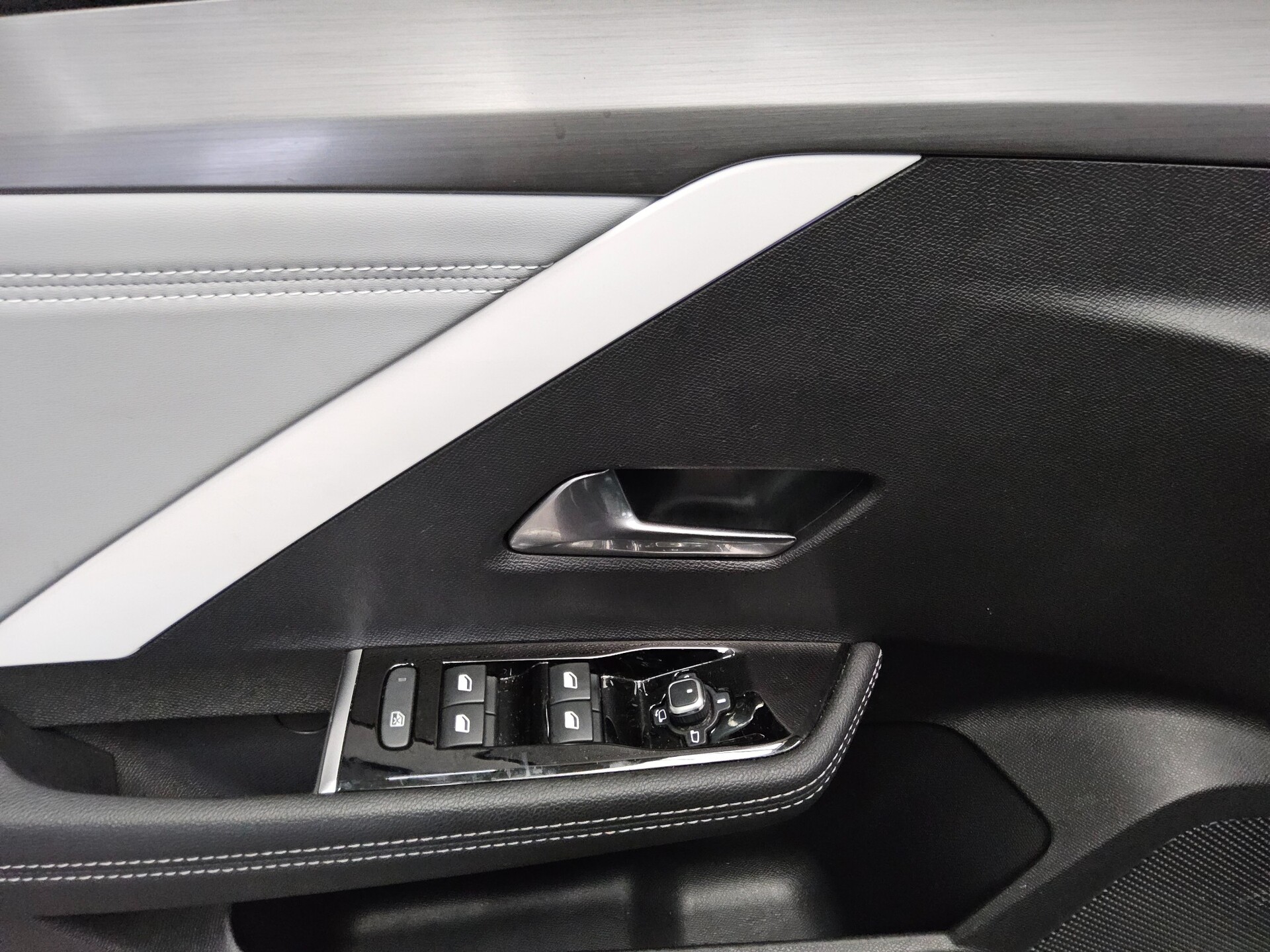 Opel Astra ST 1.5 D Elegance T-Leder Navi LED RFK 10