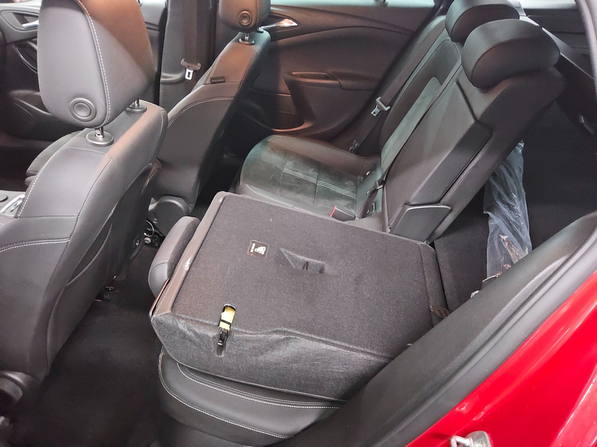 Opel Astra ST 1.2 Turbo Navi LED RfK Shz PDC Tempomat 12