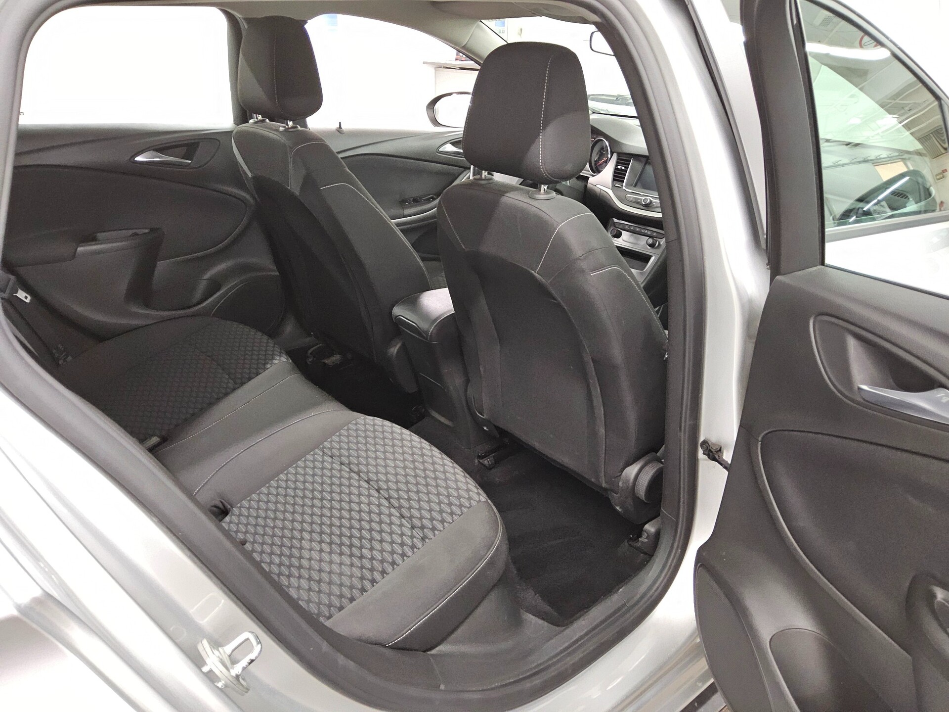 Opel Astra ST 1.5 D Navi LED PDC 13