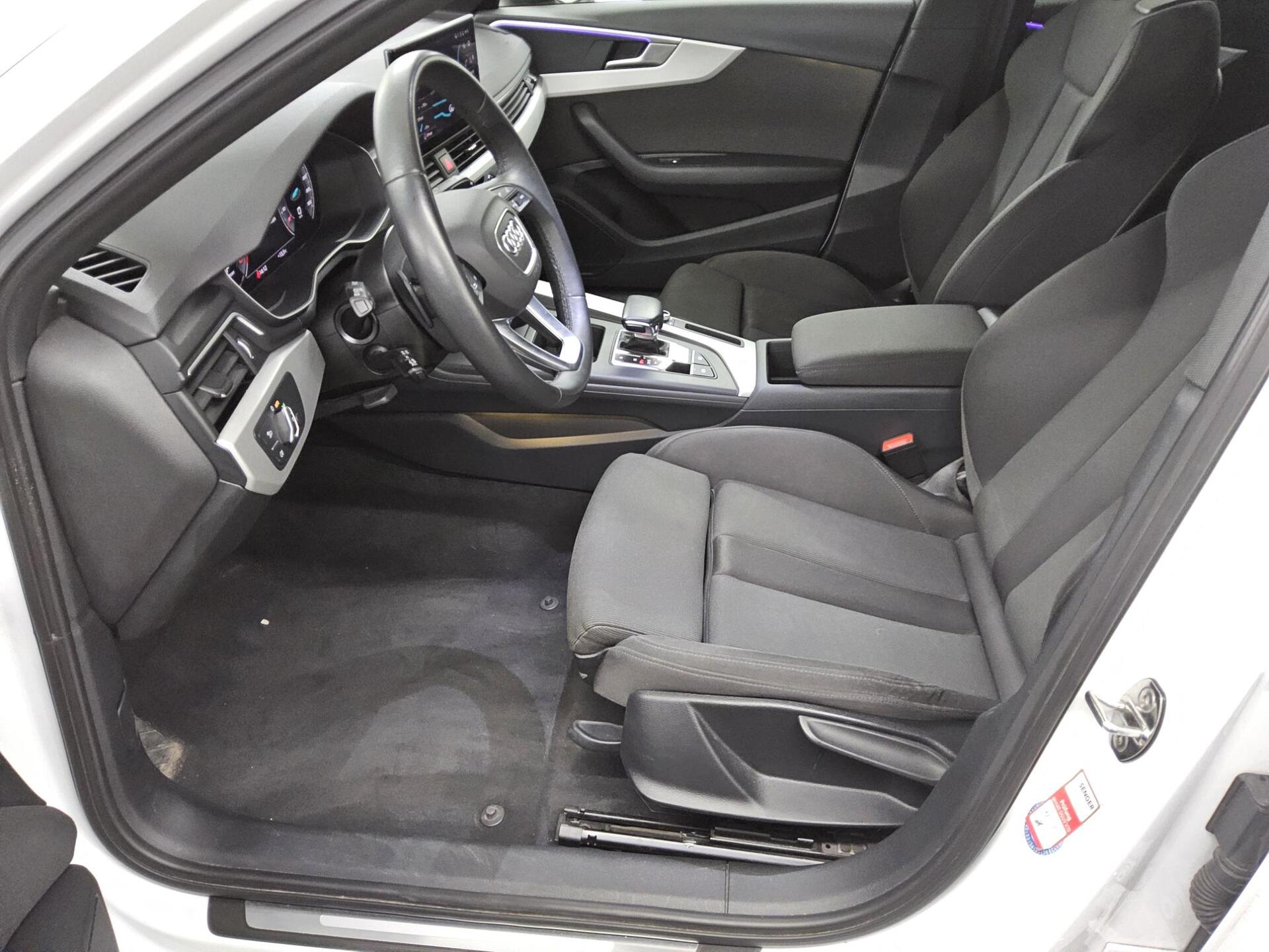 Audi A4 Avant 40 TDI advanced Navi+ LED vc Shz PDC 9