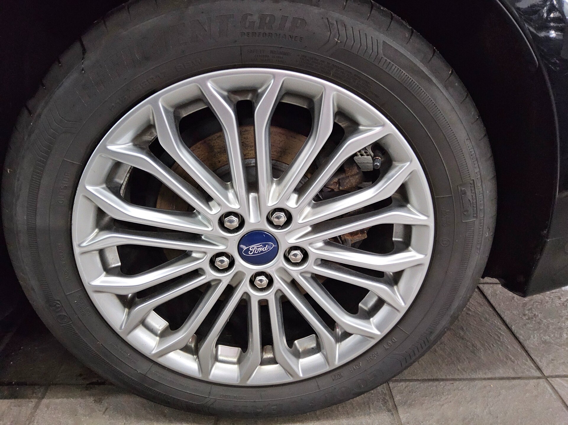 Ford Mondeo Turnier 2.0 EB Titanium Navi LED RFK AHK 10