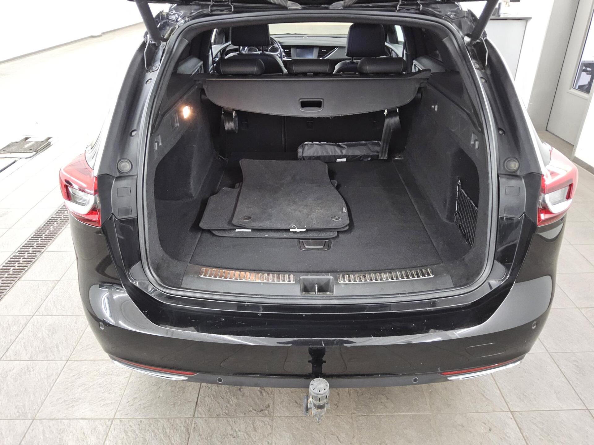 Opel Insignia ST 2.0 D Elegance T-Leder Navi LED AHK 11