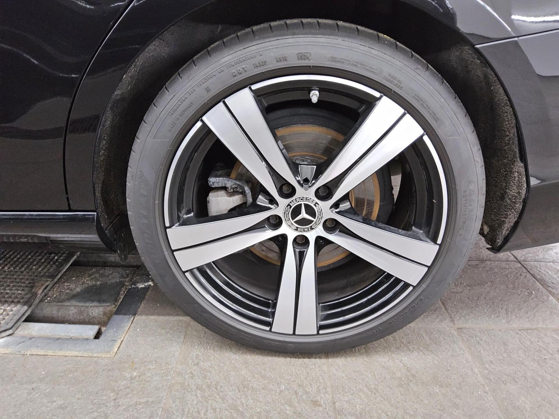 Mercedes-Benz C 220 T d Avantgarde T-Leder Navi LED MBUX RfK 11