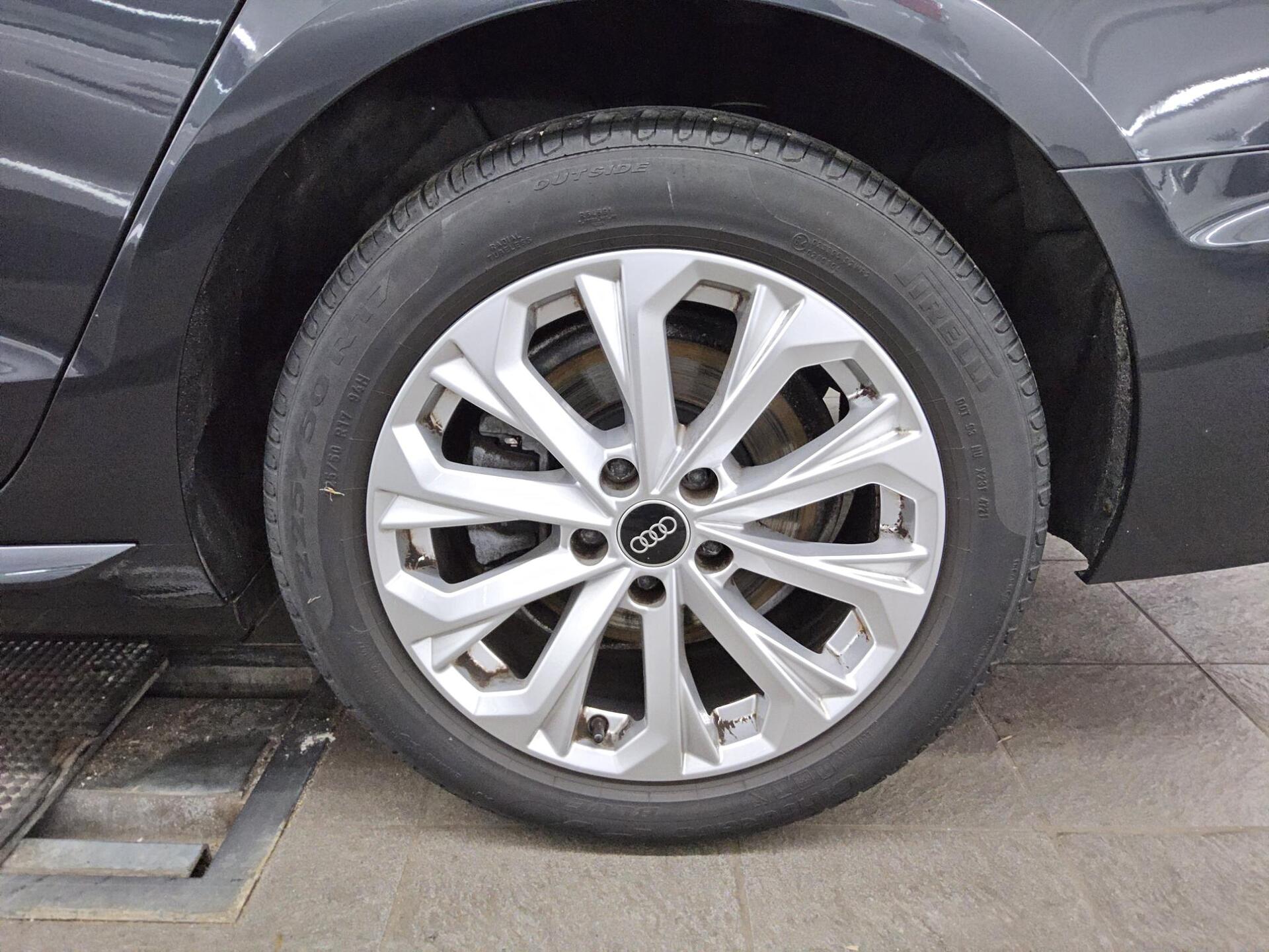 Audi A4 35 TDI advanced Navi LED B&O RfK PDC Tempomat 10