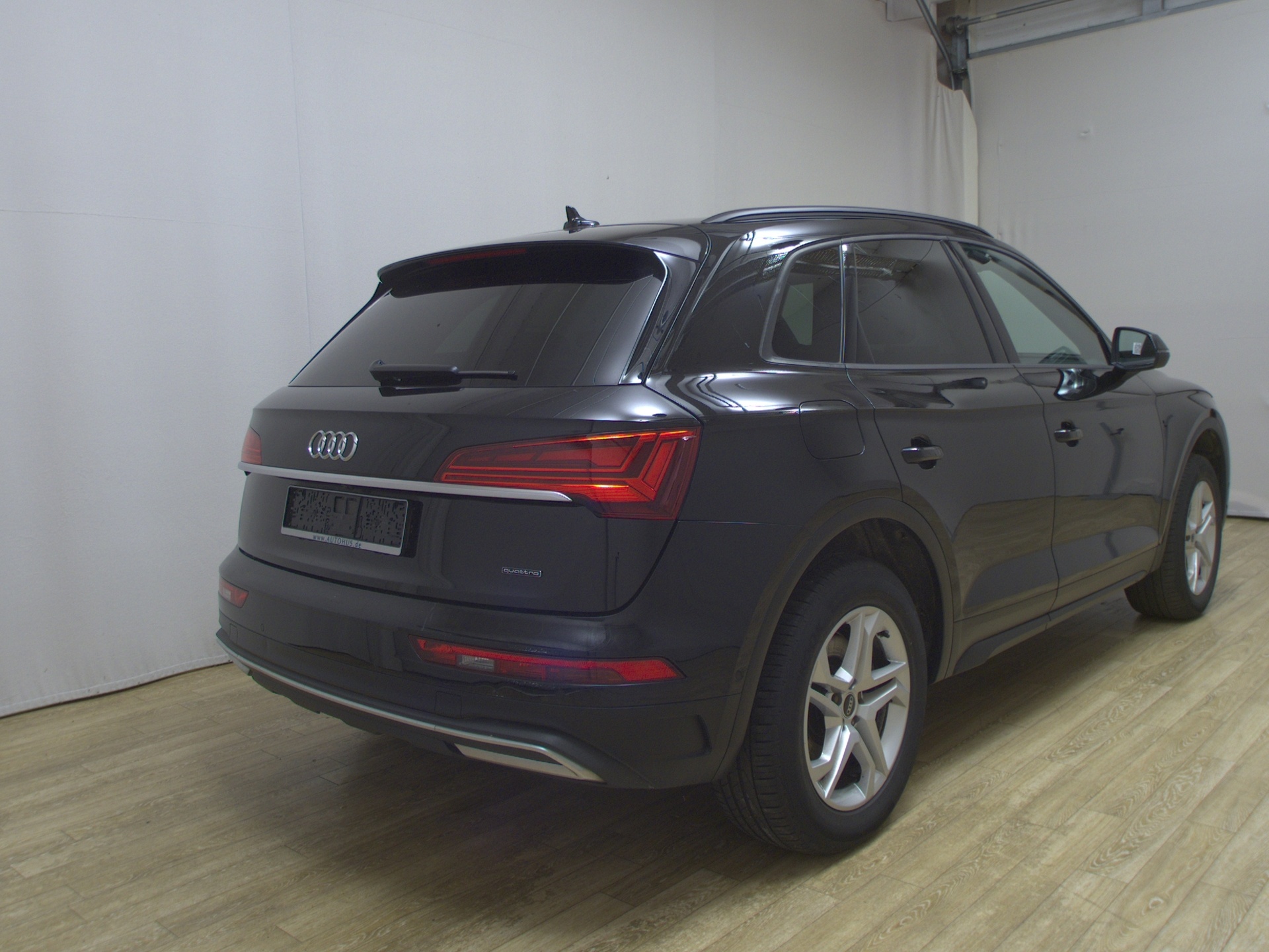 Audi Q5 50 TFSI e Qu. Navi LED vc HuD ACC Shz PDC 4