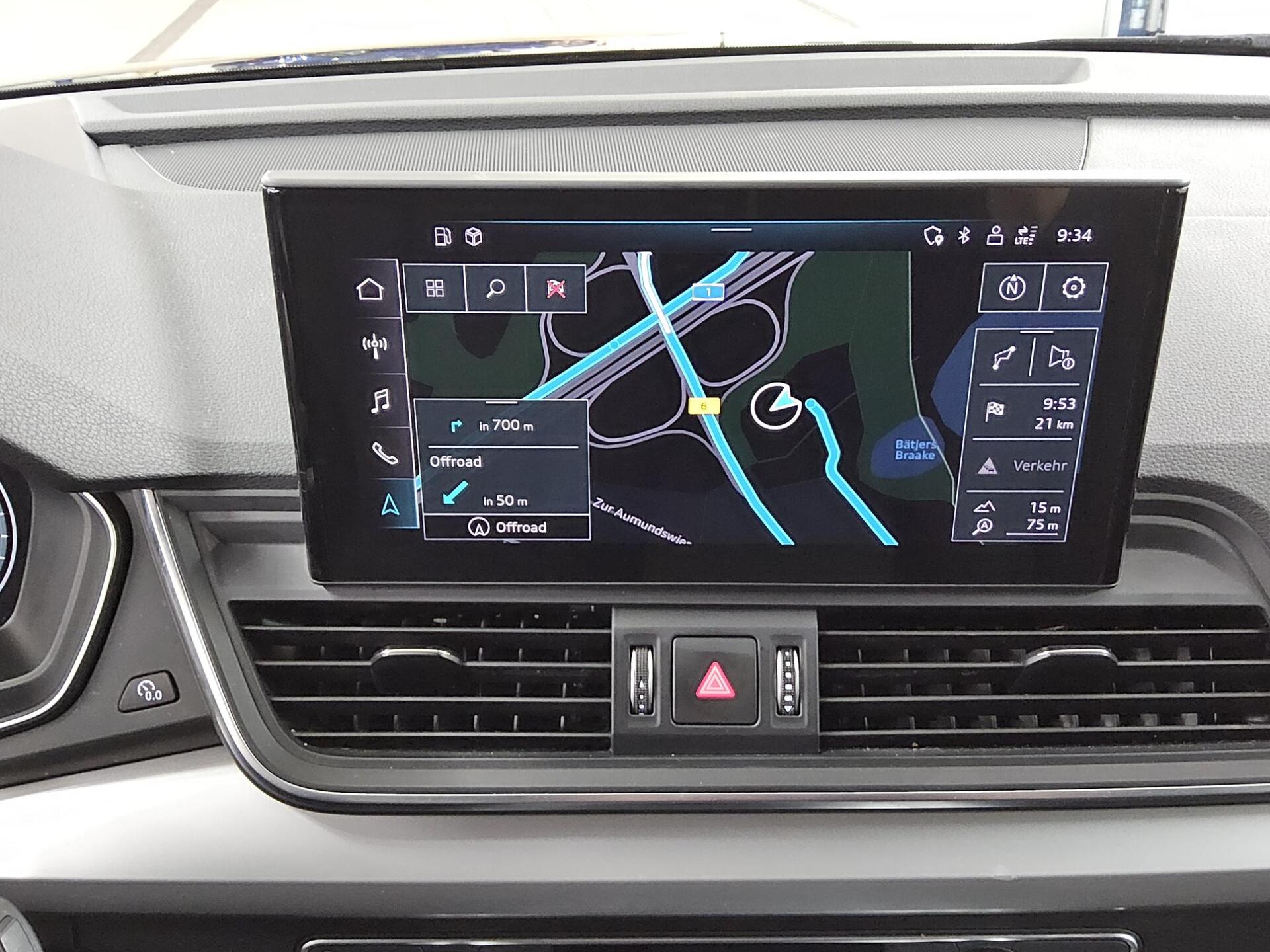 Audi Q5 50 TFSI e Qu. Navi LED vc HuD ACC Shz PDC 7