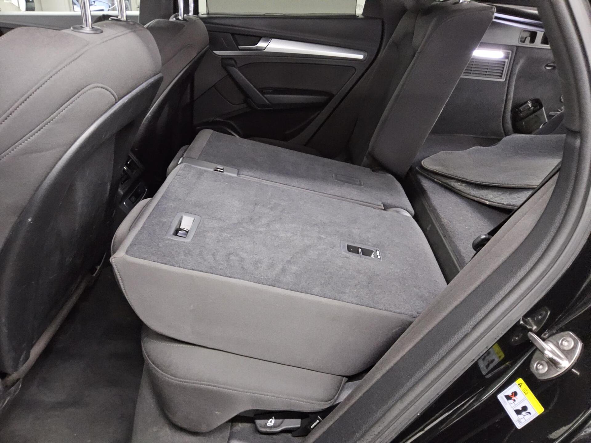 Audi Q5 50 TFSI e Qu. Navi LED vc HuD ACC Shz PDC 13