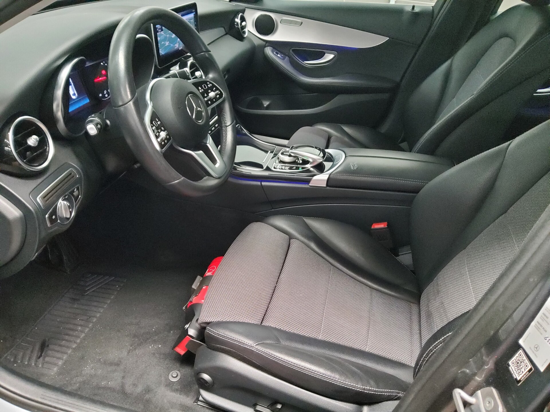 Mercedes-Benz C 220 d Avantgarde Navi Multibeam RFK StHzg Shz 8