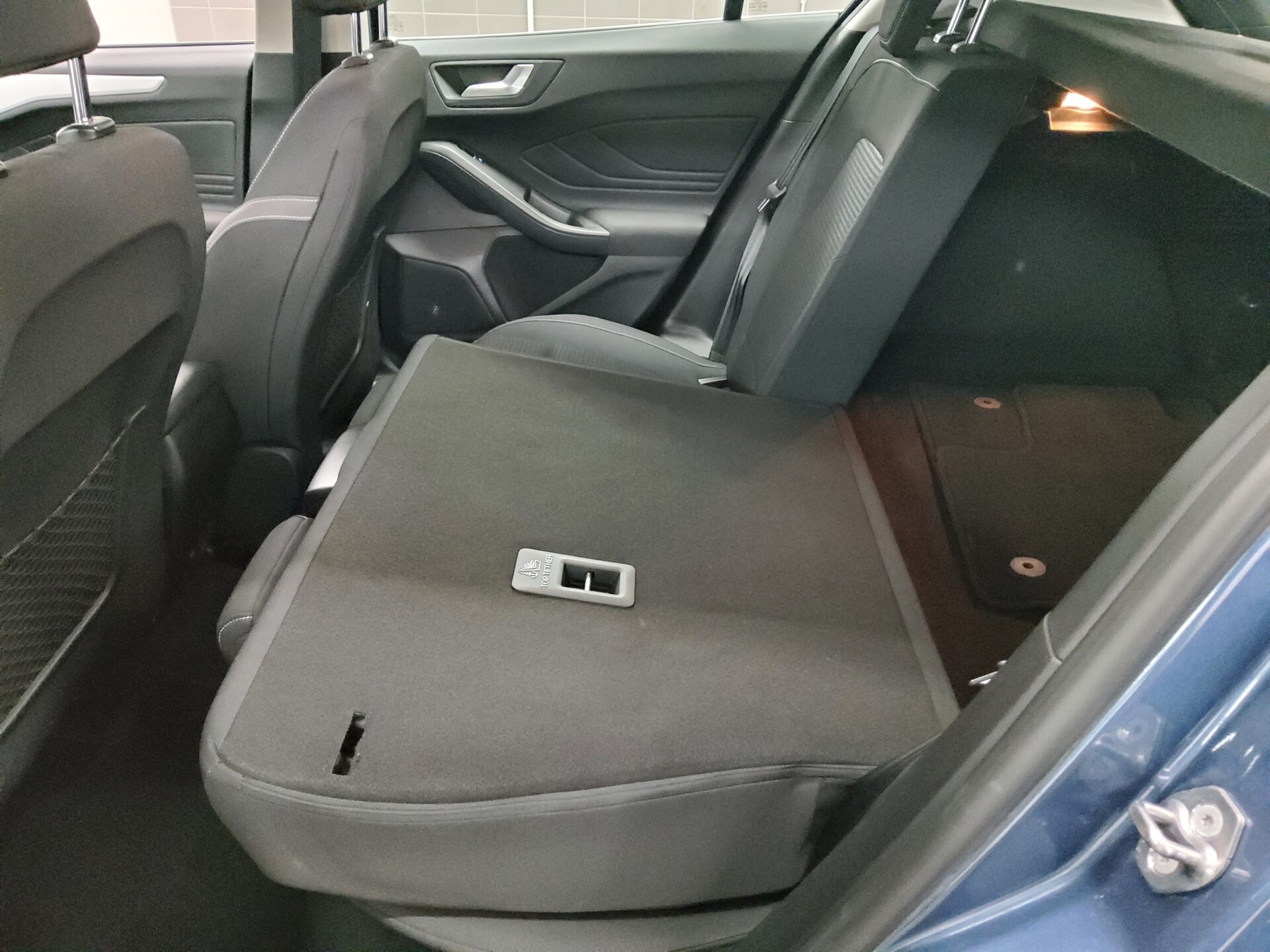 Ford Focus 1.5 EB Cool&Connect Navi LED RFK PDC 13