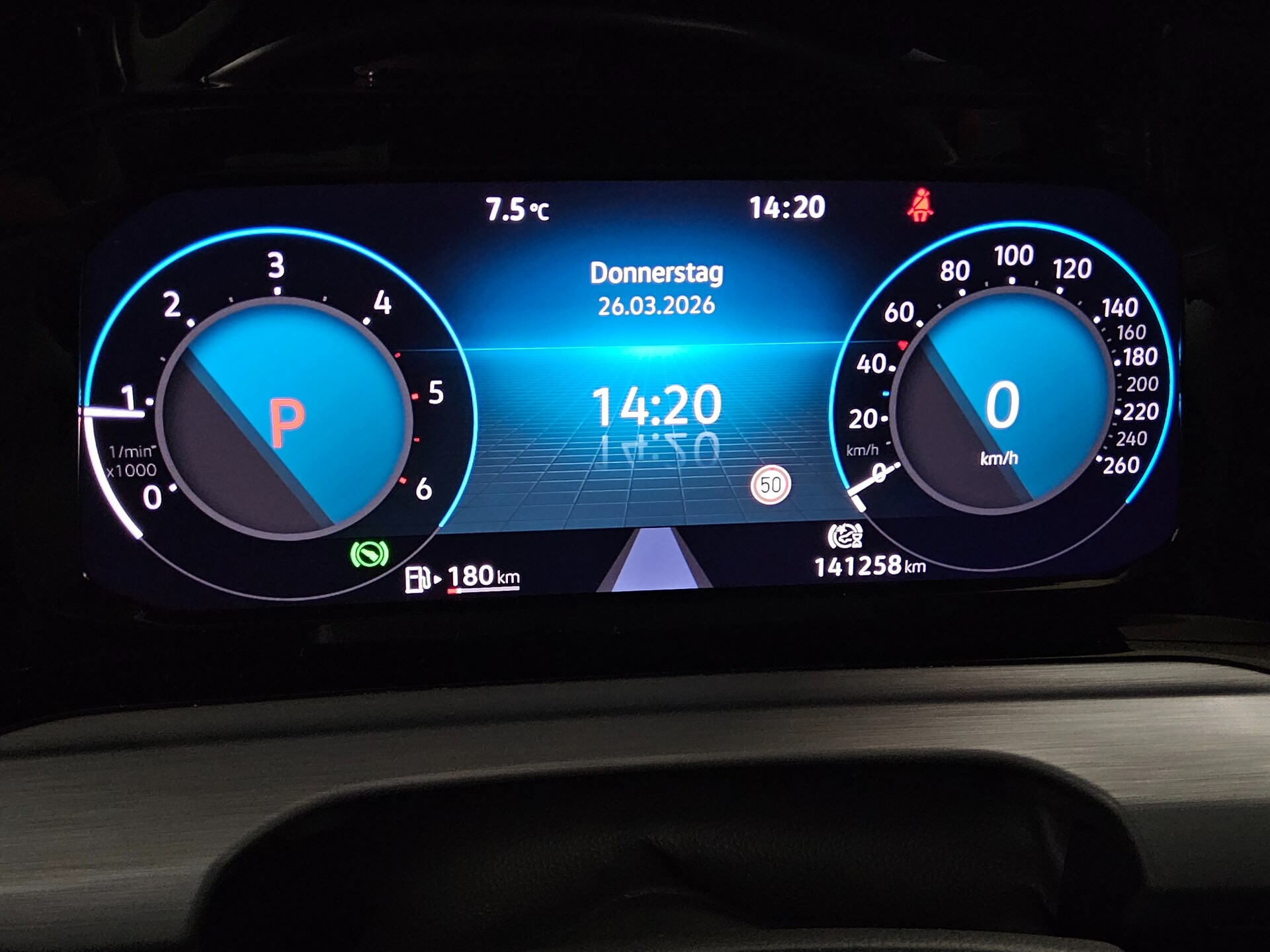 Volkswagen Golf-8 Var. 2.0 TDI Style Navi LED DC ACC PDC 8