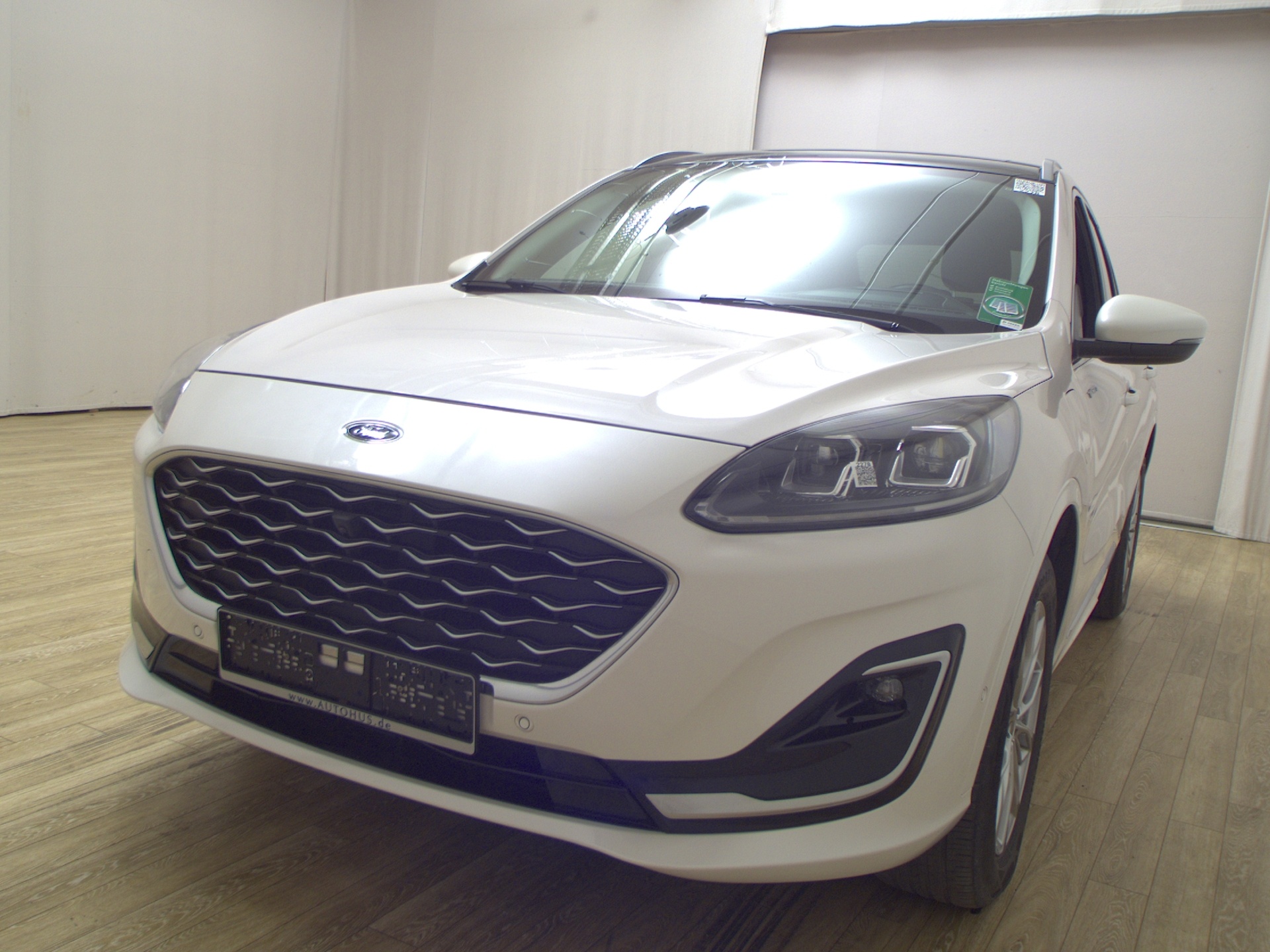 Ford Kuga 2.5 Duratec Vignale Navi LED Pano Leder DC 2