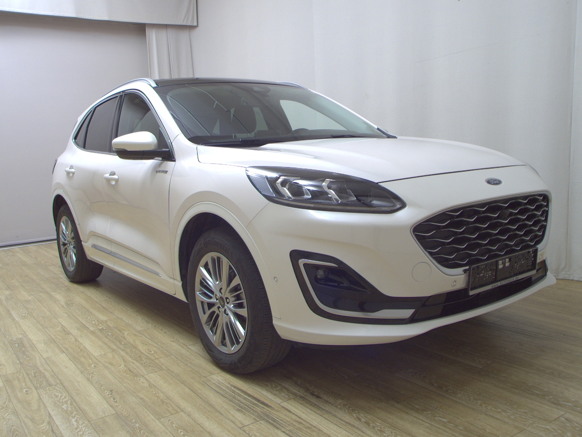 Ford Kuga 2.5 Duratec Vignale Navi LED Pano Leder DC 3