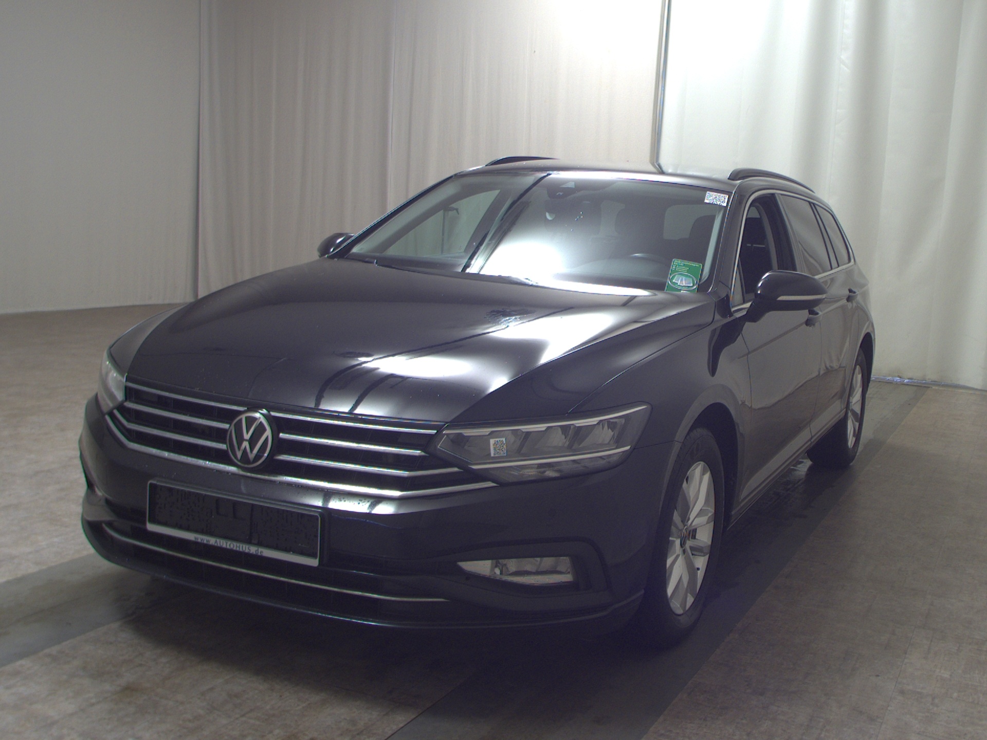 Volkswagen Passat Var. 2.0 TDI Business Navi LED AHK RfK 2