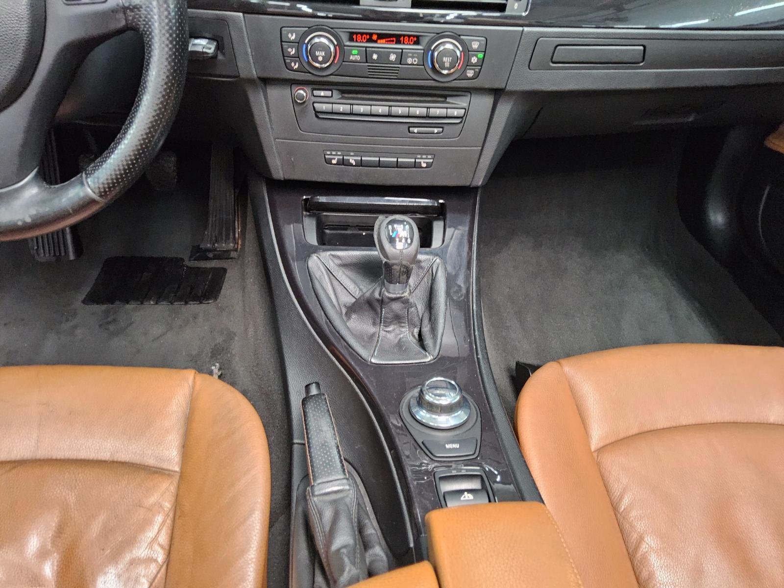 BMW 325i Cabrio Leder Navi Xenon AHK HiFi Shz PDC 6