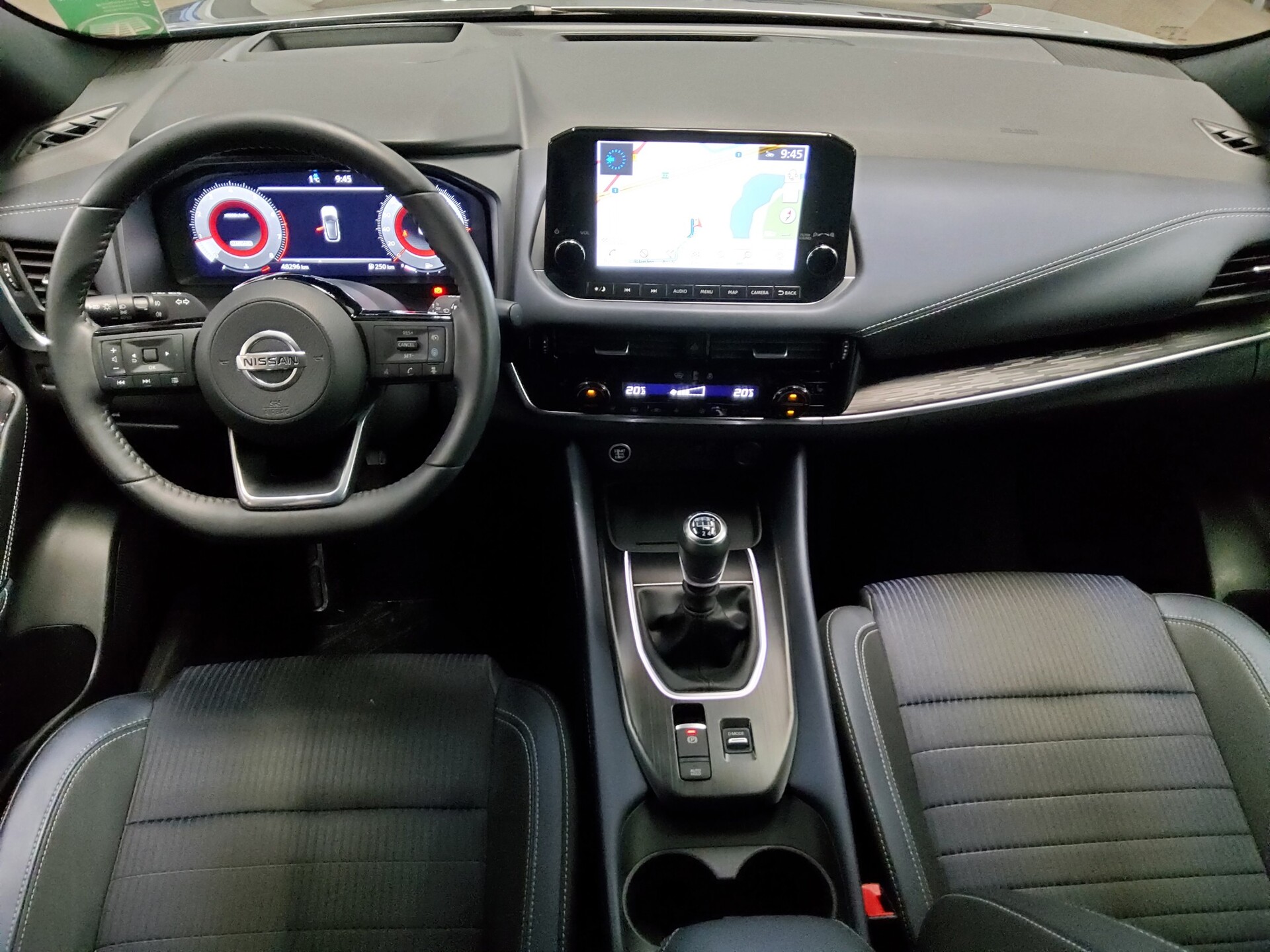 Nissan Qashqai 1.3 DIG-T Tekna T-Leder Navi LED RfK AHK 5