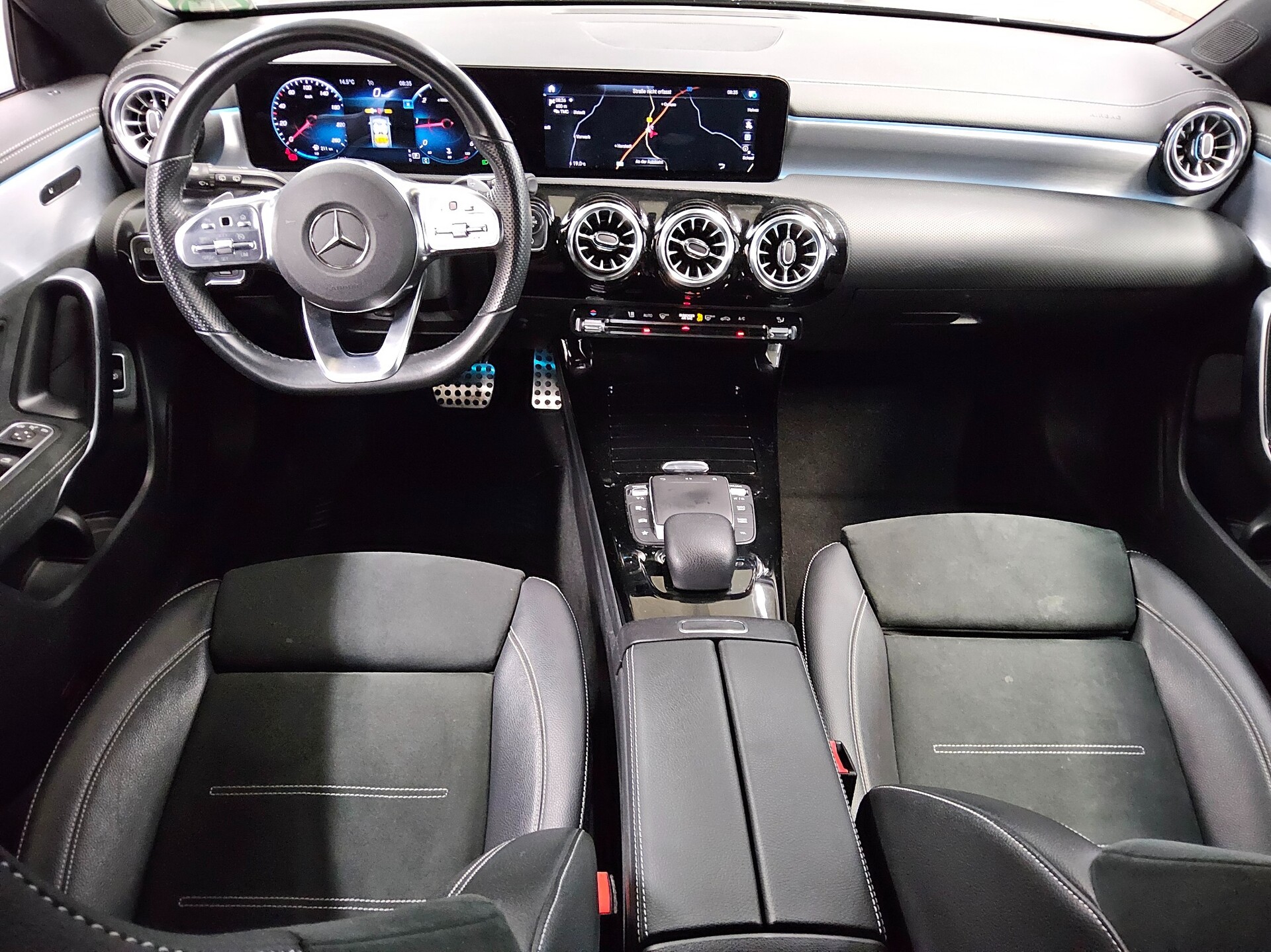 Mercedes-Benz CLA 200 SB d AMG-Line Night Navi LED RfK MBUX-AR 5