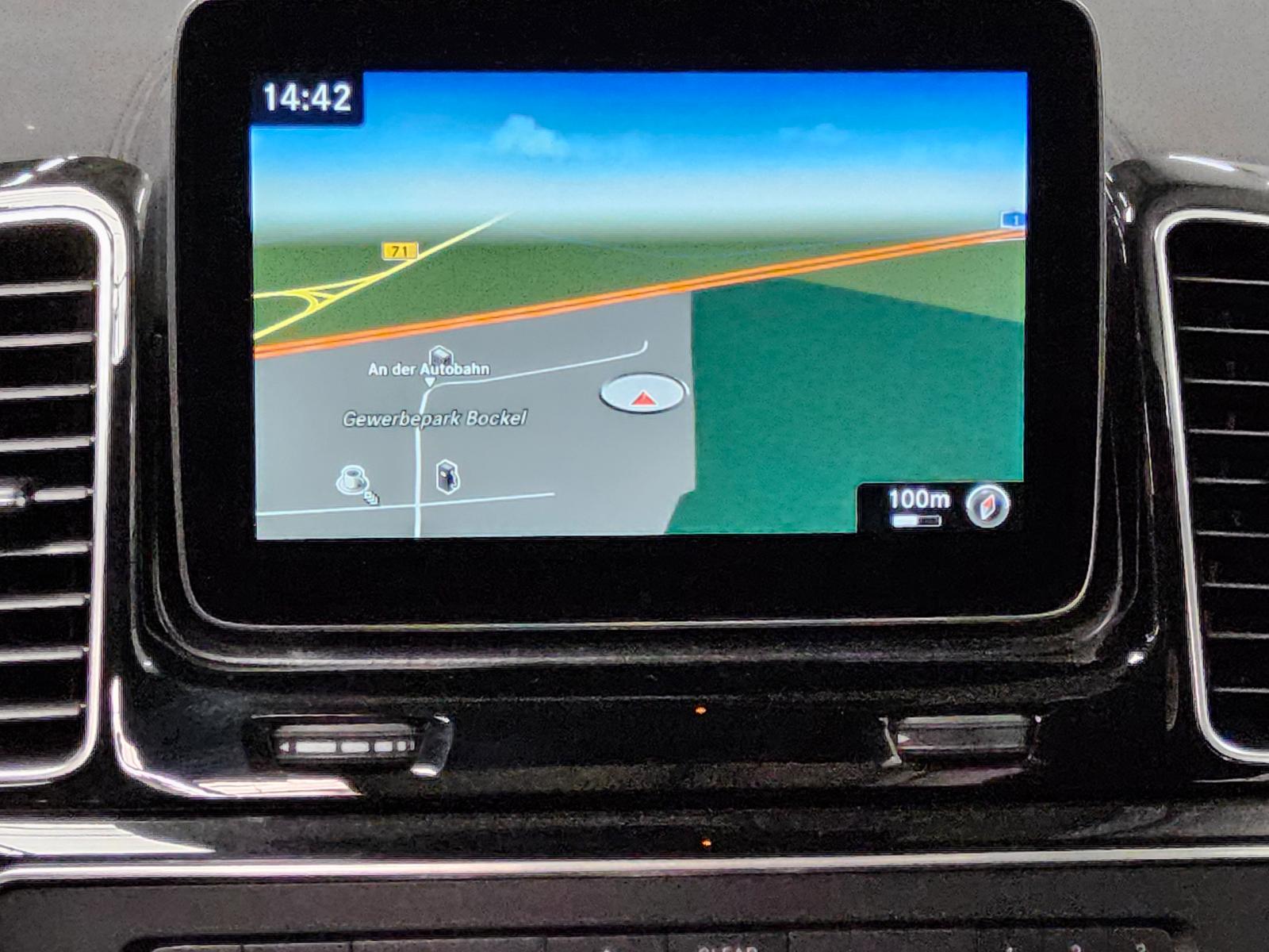 Mercedes-Benz GLE 350 d 4M AMG-Line Airm. Pano H-K LED 360° 7