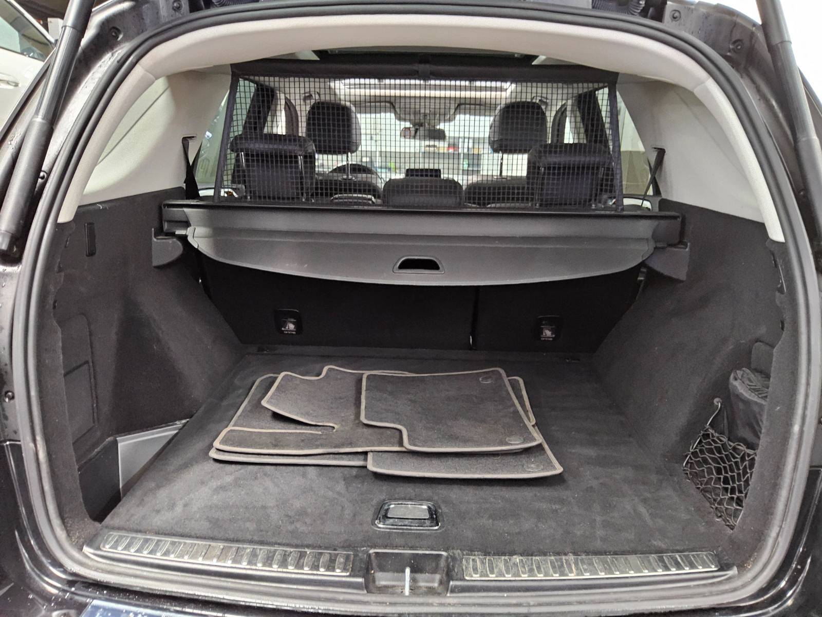 Mercedes-Benz GLE 350 d 4M AMG-Line Airm. Pano H-K LED 360° 12