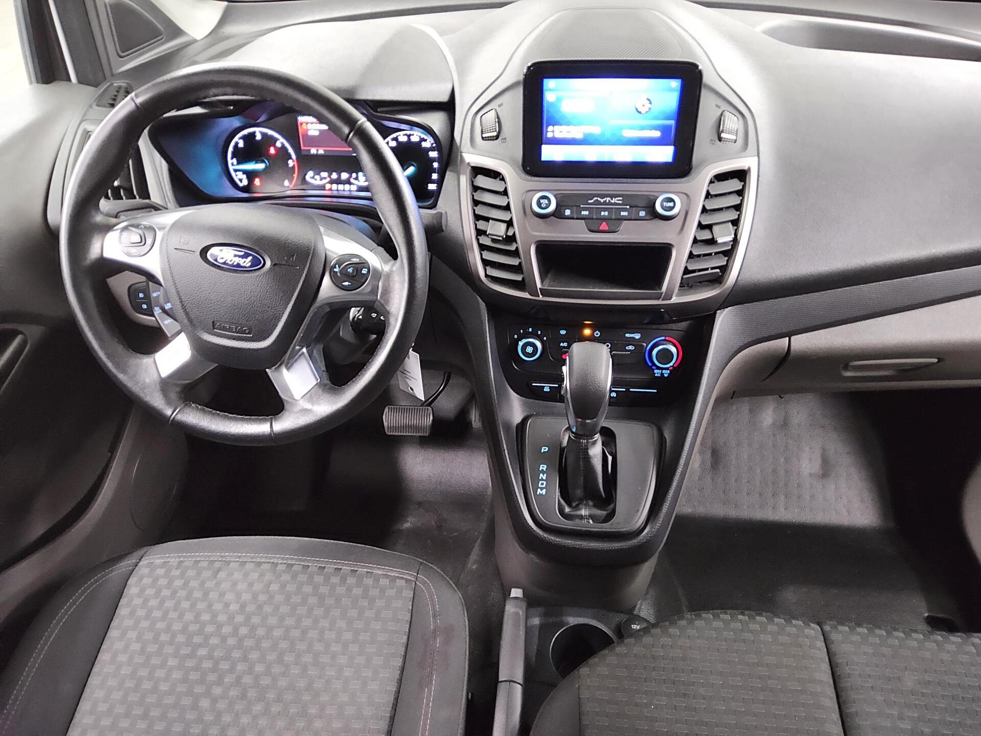 Ford Transit Connect 1.5 EB Trend 3-Sitze Regal RFK 5