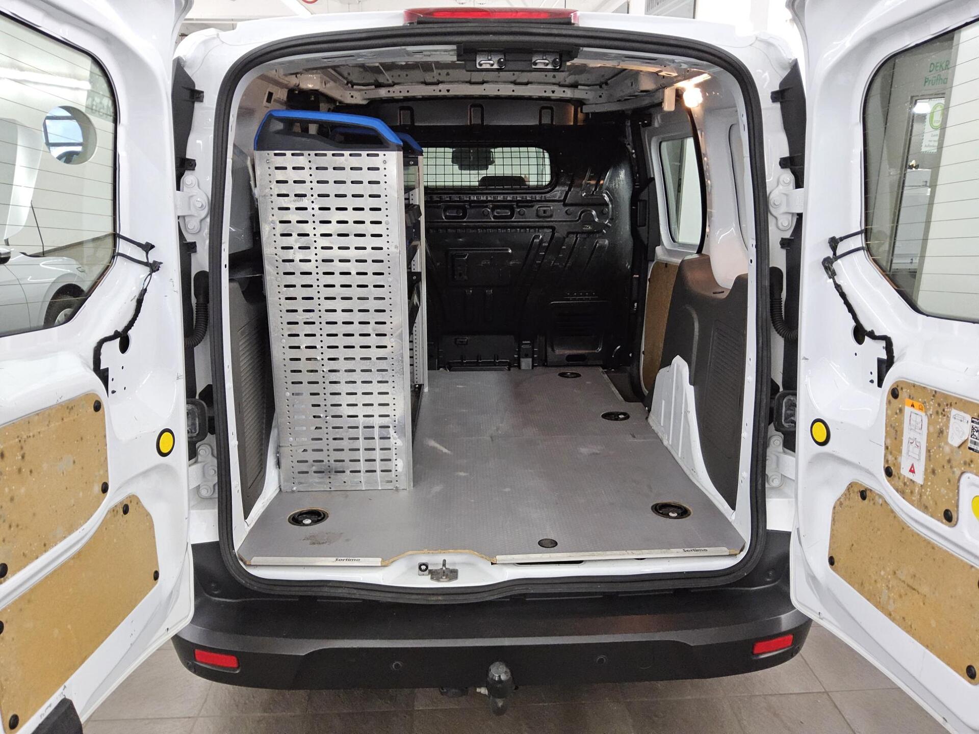 Ford Transit Connect 1.5 EB Trend 3-Sitze Regal RFK 11