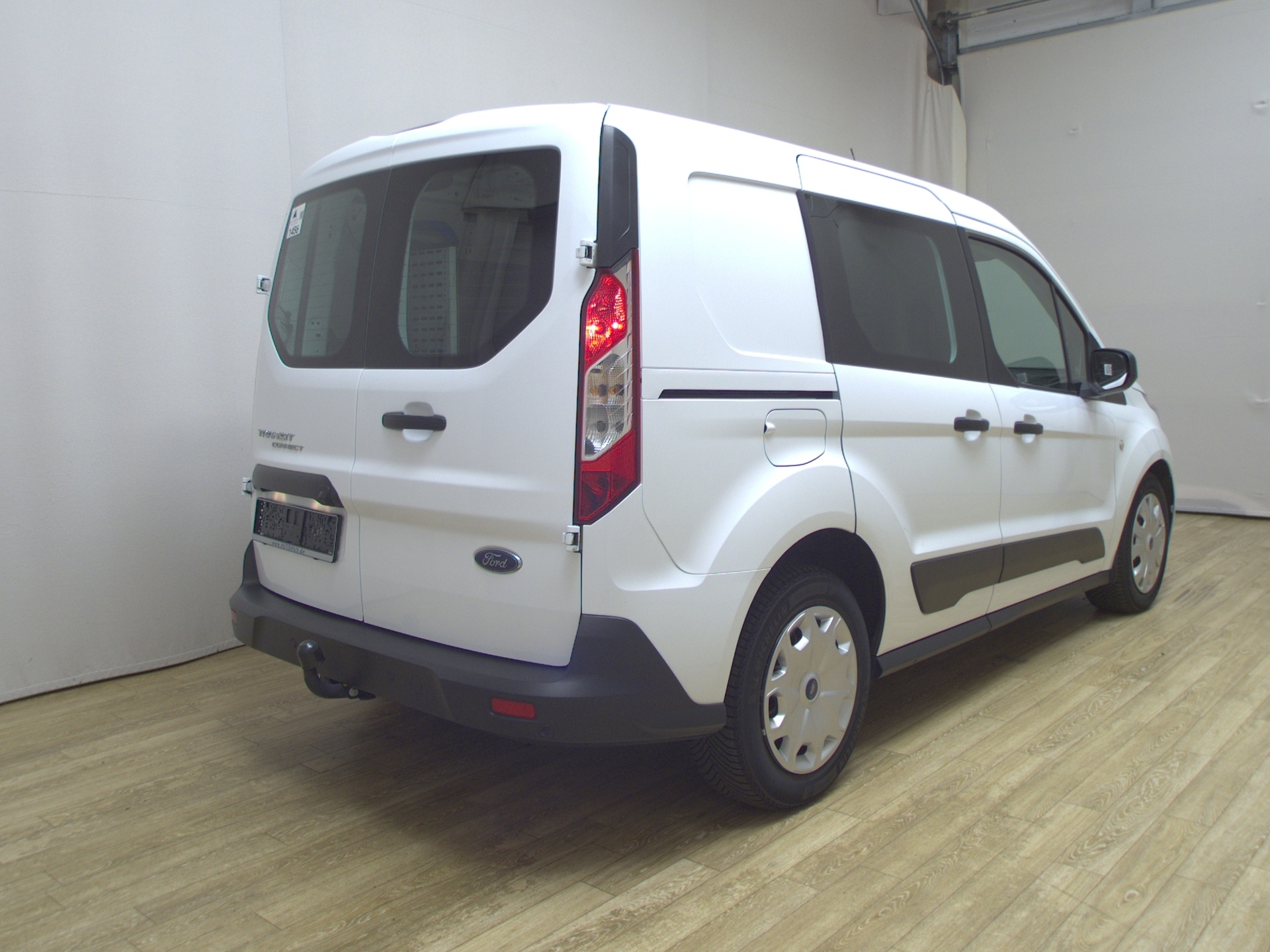 Ford Transit Connect 1.5 EB Trend 3-Sitze Regal RFK 4