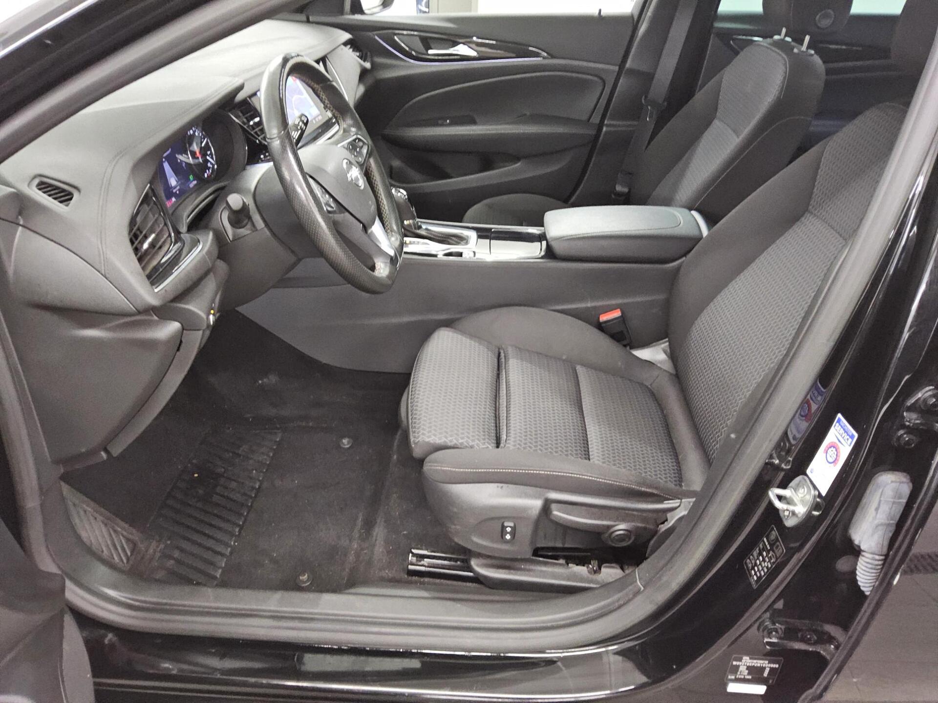 Opel Insignia ST 2.0 D Business Ed. Navi LED AHK RfK 8