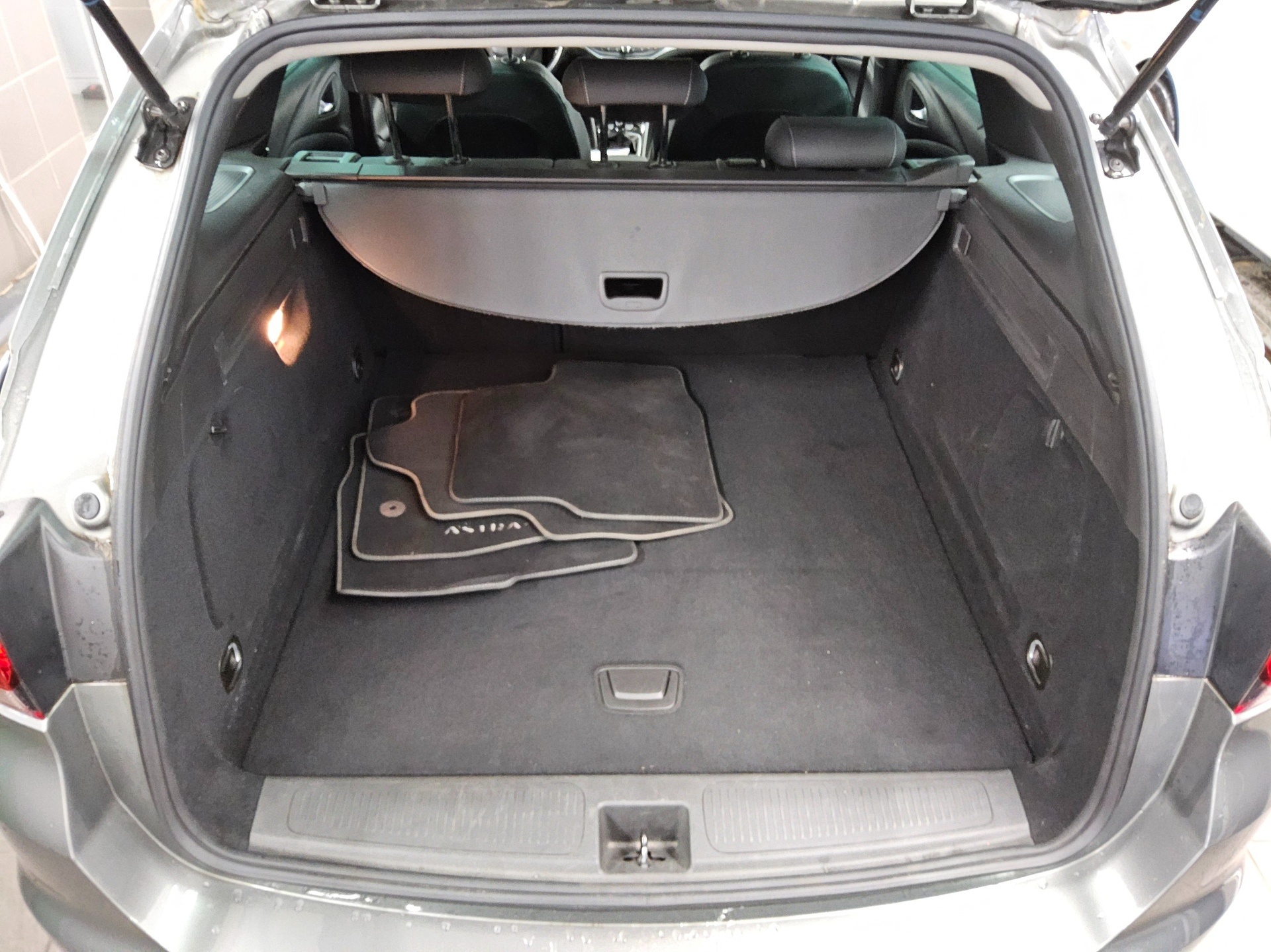 Opel Astra ST 1.5 D Business Elegance T-Leder PDC AHK 11