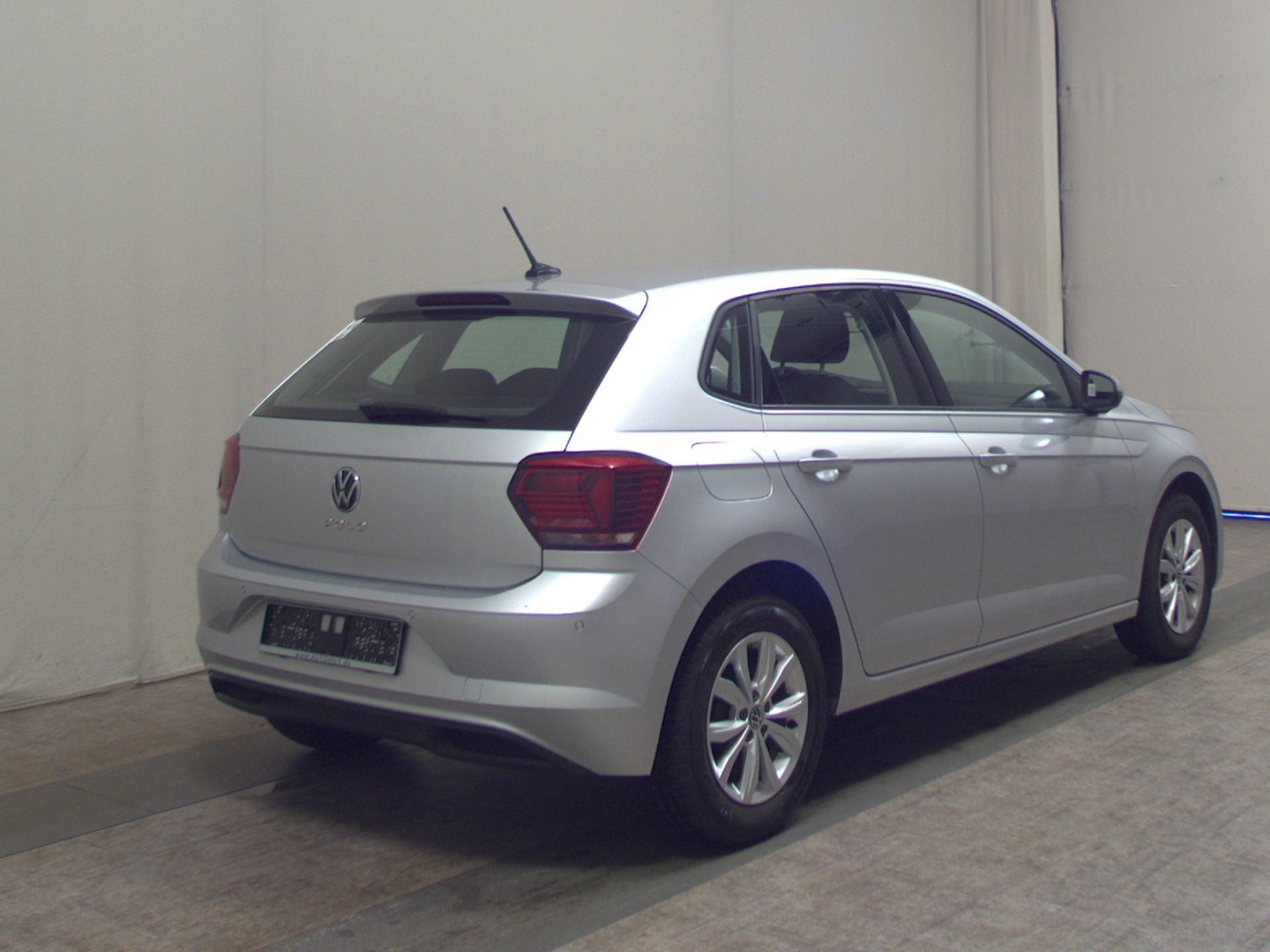 Volkswagen Polo 1.0 TSI Highline Navi Shz PDC Klima 4