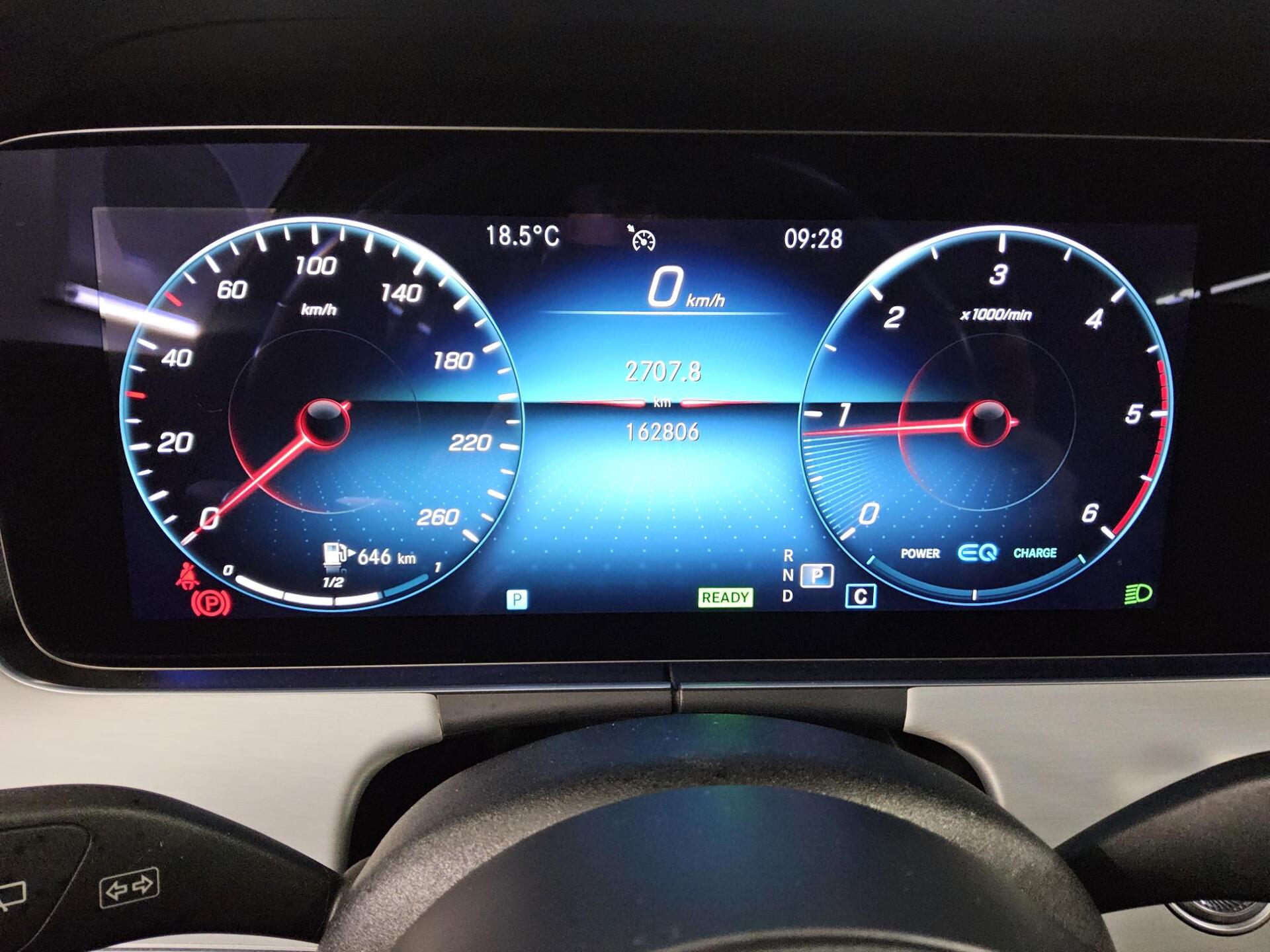 Mercedes-Benz E 220 T d Avantgarde Navi Widescreen LED AHK 8