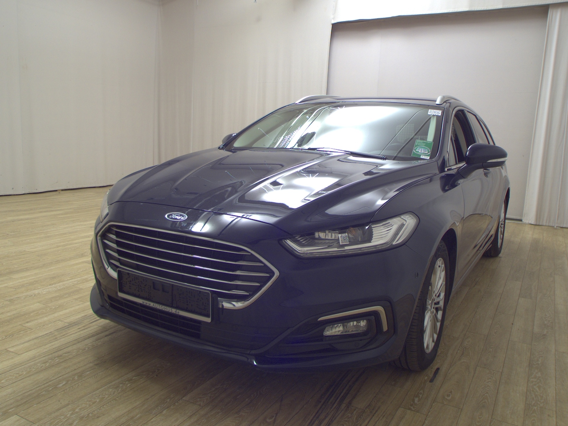 Ford Mondeo Turnier 2.0 EB Titanium Navi LED Shz PDC 2