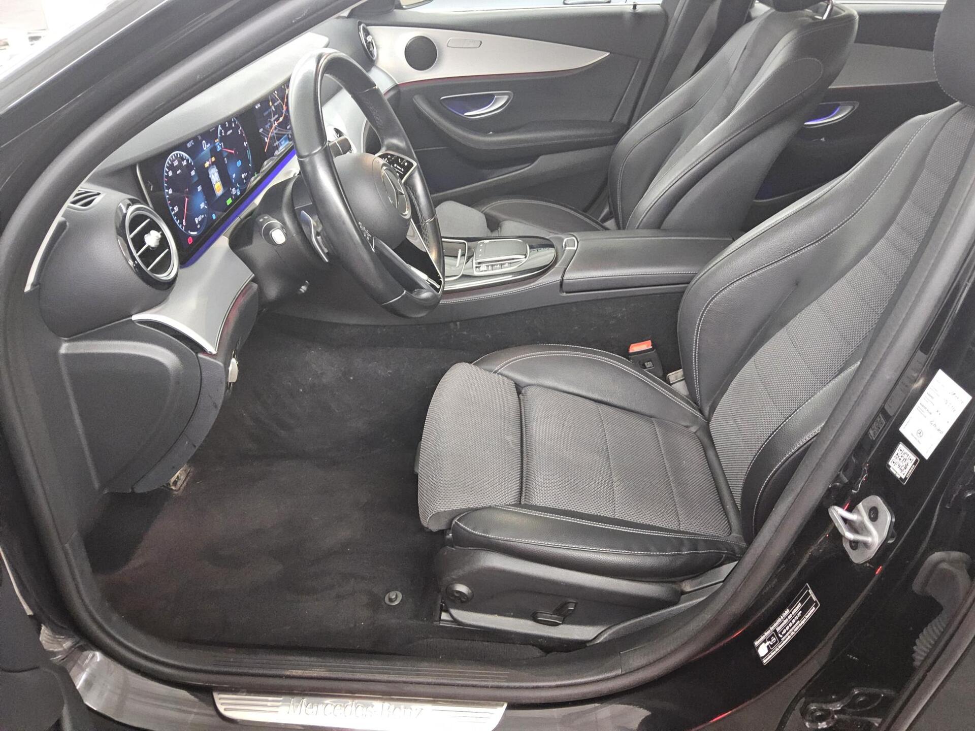 Mercedes-Benz E 300 T de Avantgarde Navi Widescreen LED 360° 9