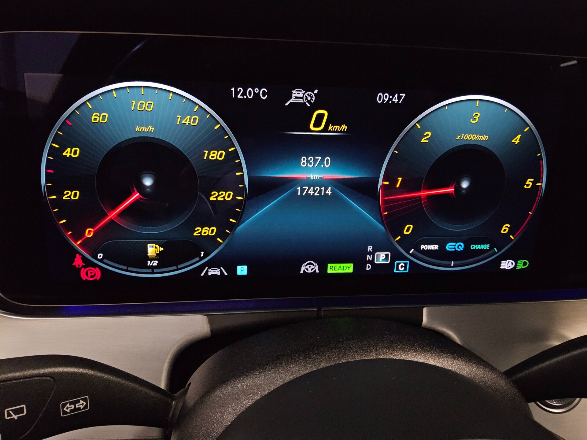 Mercedes-Benz E 220 T d Avantgarde Leder Navi LED Widescreen 8