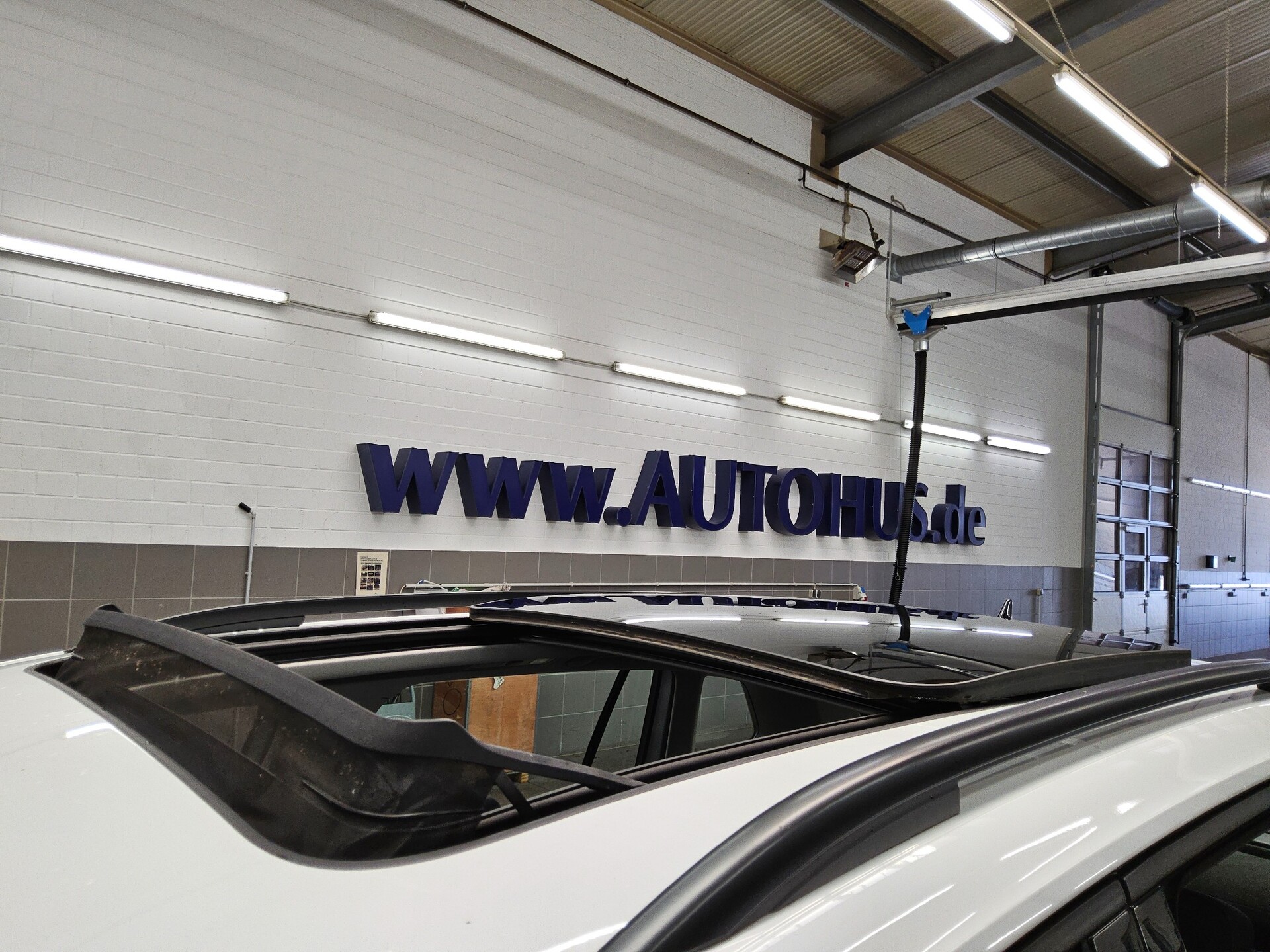 Volkswagen Tiguan 2.0 TDI Life Navi LED Pano AHK ACC PDC 10