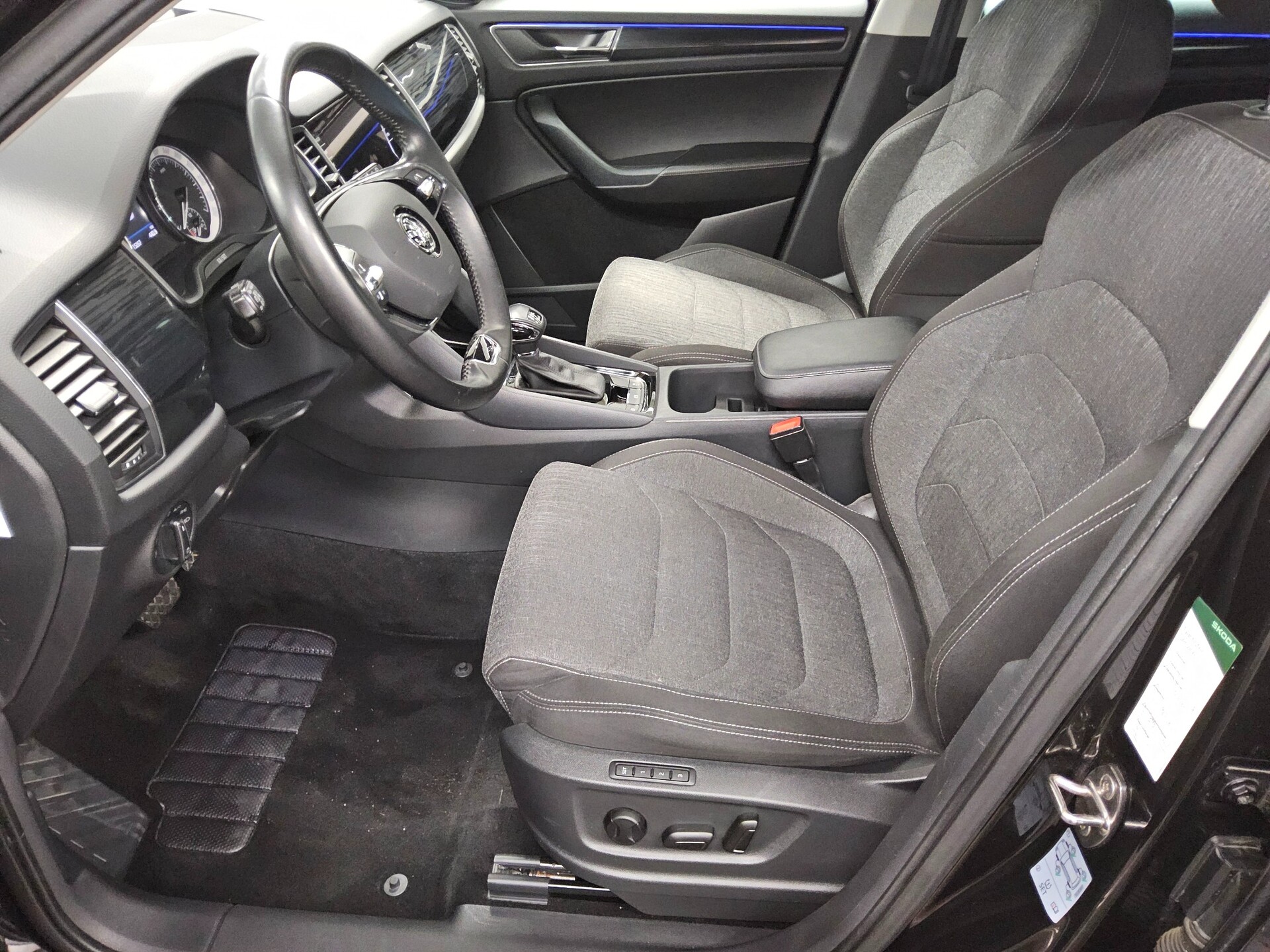 Skoda Kodiaq 2.0 TDI 4x4 Style LED RFK StandHzg 8