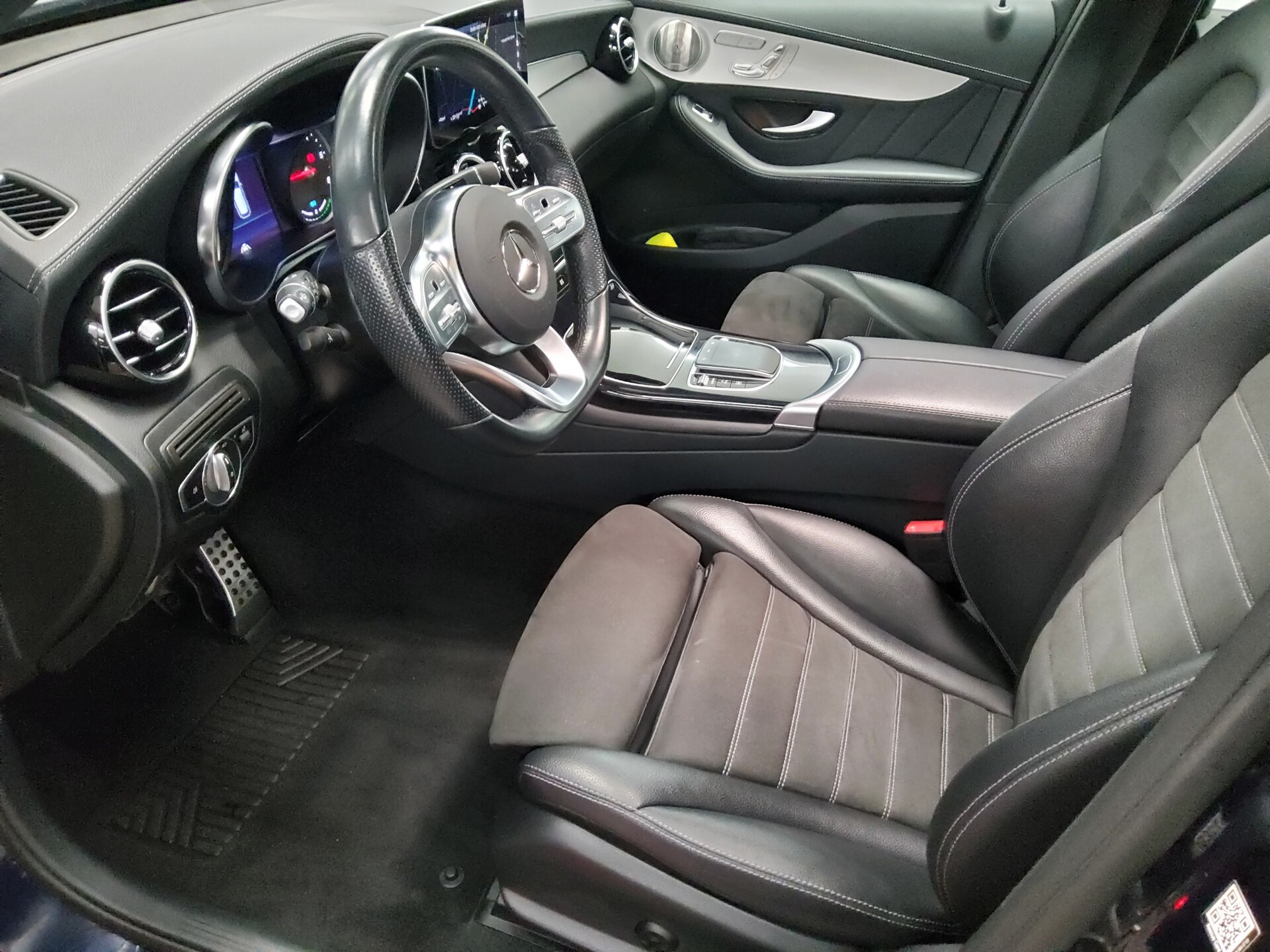 Mercedes-Benz GLC 300 de 4M AMG-Line T-Leder Navi LED Pano RfK 8